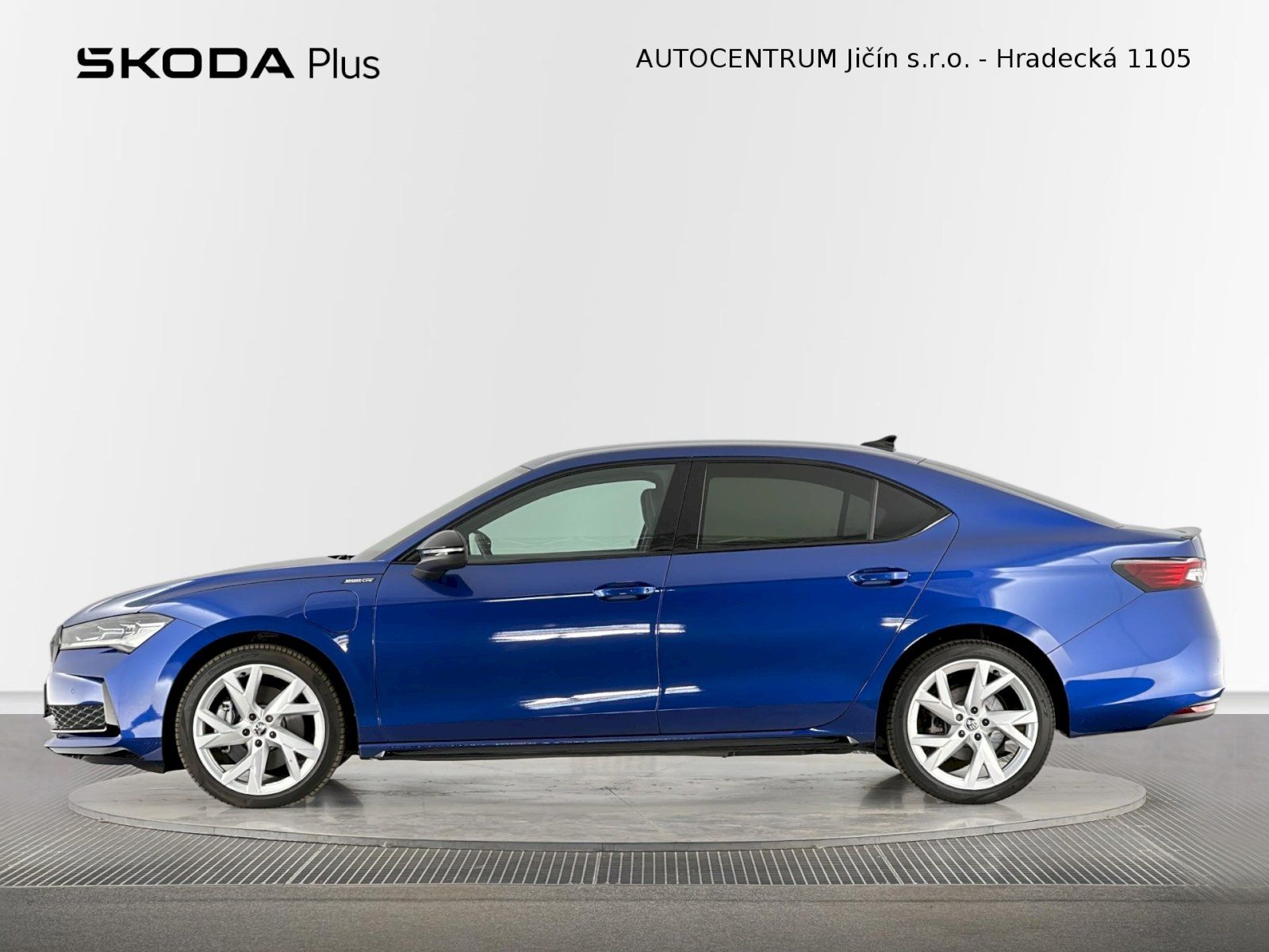Škoda Superb, iV DSG 1.5TSI 150kW SportLine - fotka 3