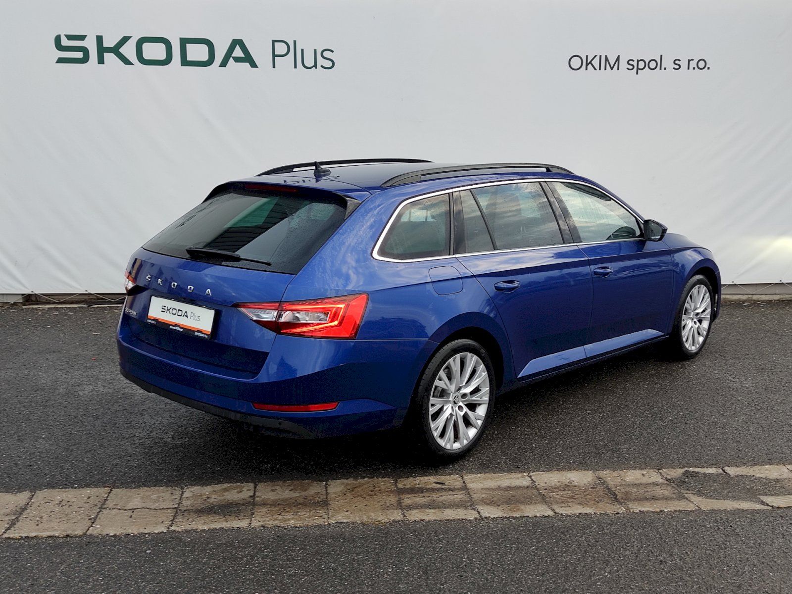 Škoda Superb, Combi 2,0 Tdi 147 Kw DSG - fotka 2