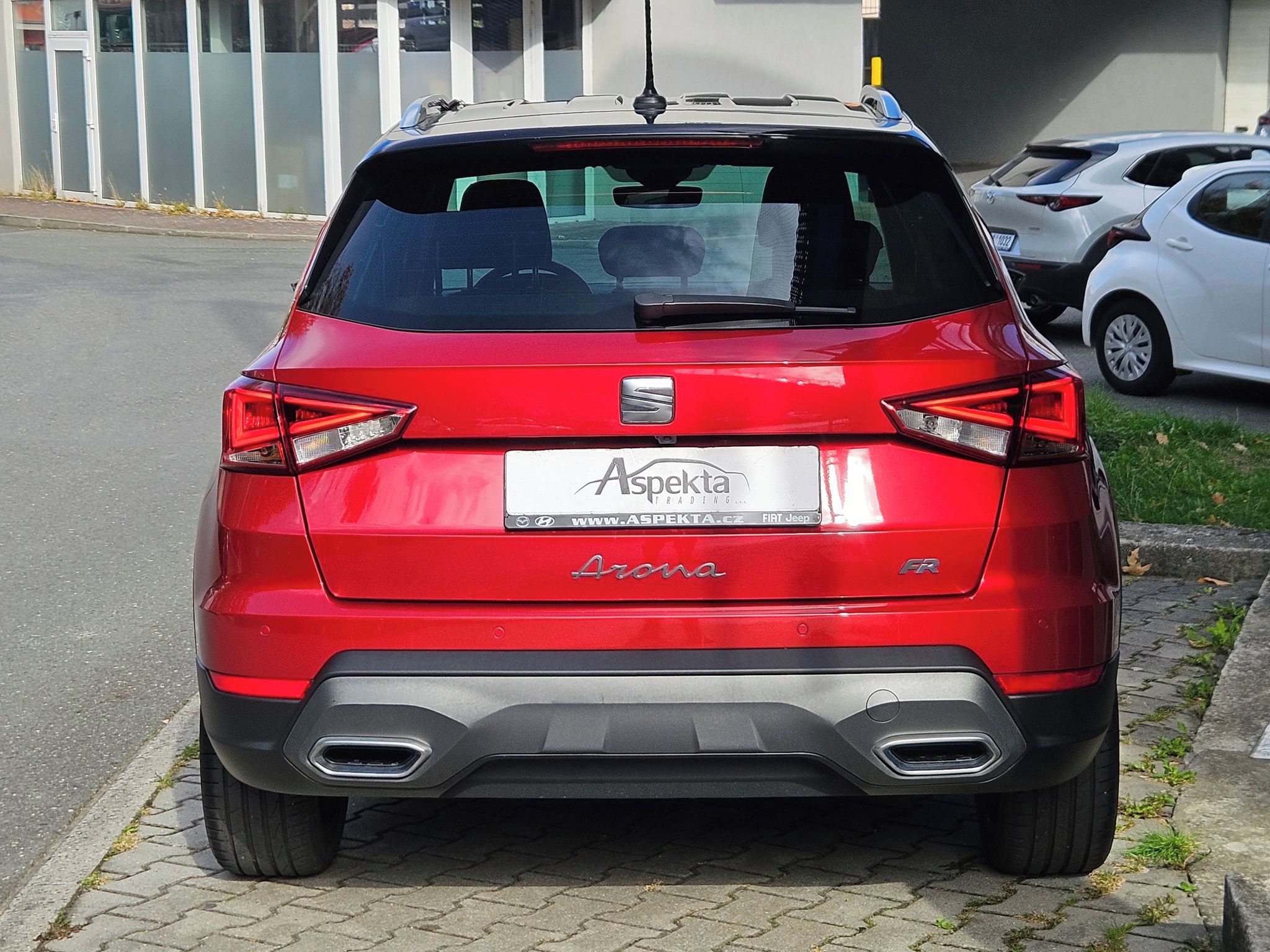 Seat Arona, 1,0 TSI 81kW, FR, 1.maj., ČR - fotka 4