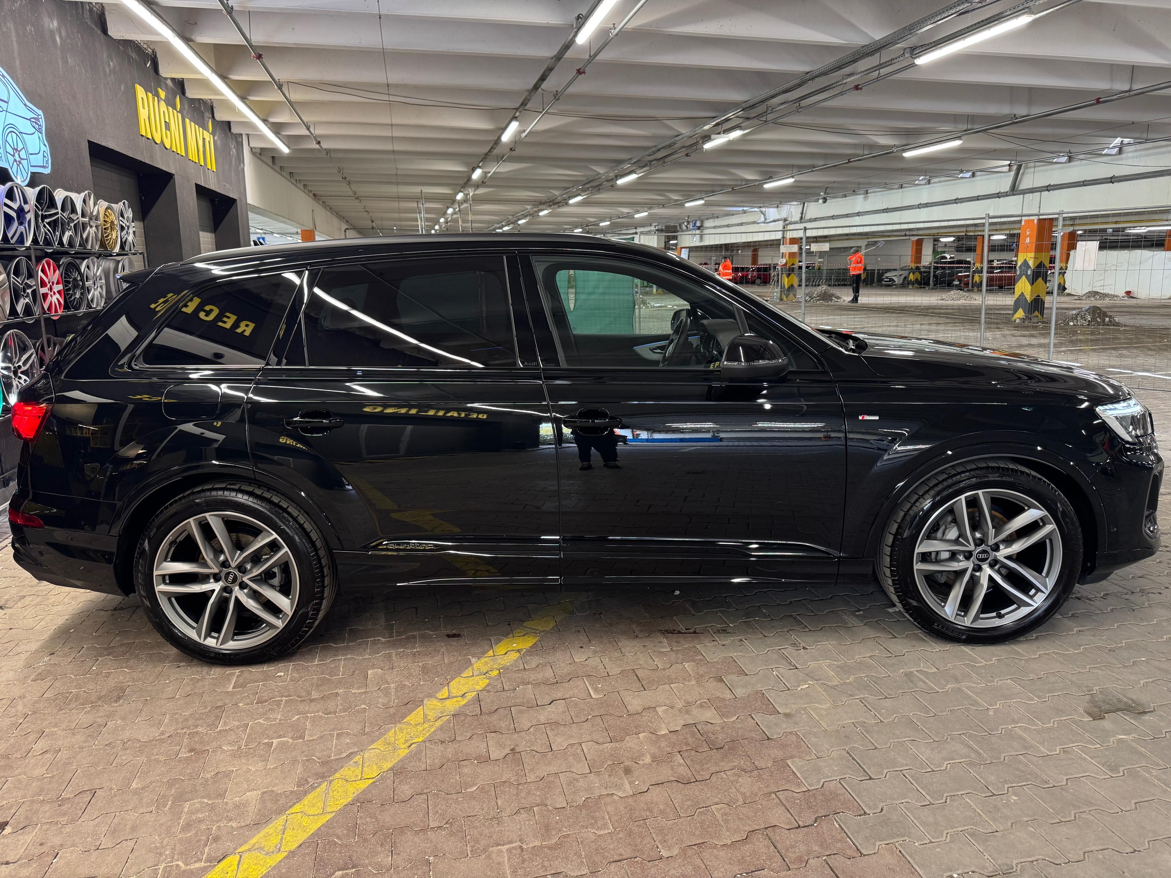Audi Q7, 50 TDI S-Line ČR DPH - fotka 4