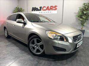Volvo V60, 2,0   T5 177KW SUMMUM XENON
