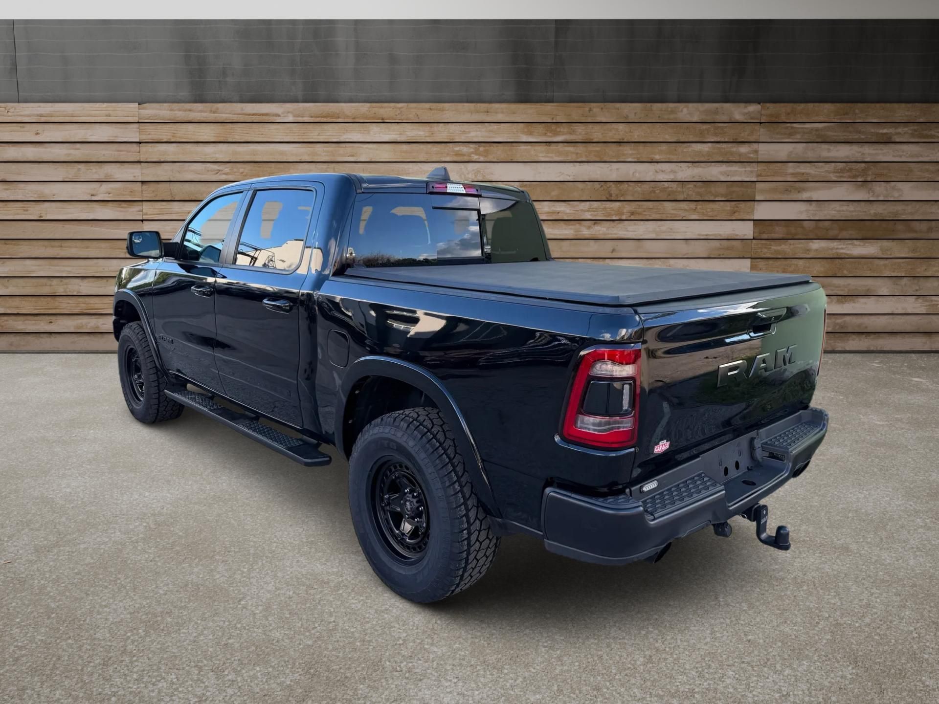 Dodge Ram, +HEMI+REBEL+LIFT+PO SERVISE+ - fotka 5