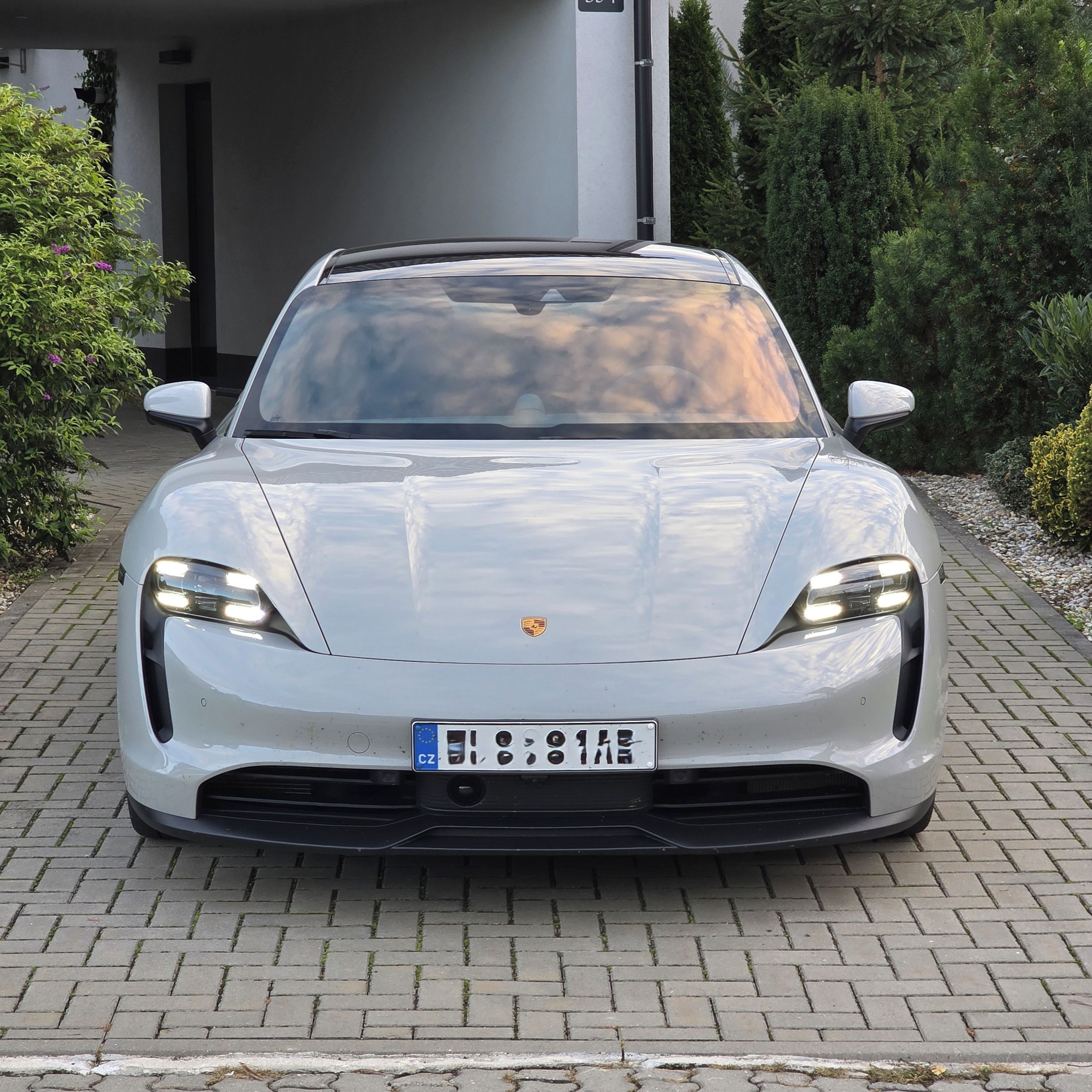 Porsche Taycan, 4S Performance Battery Plus - fotka 2