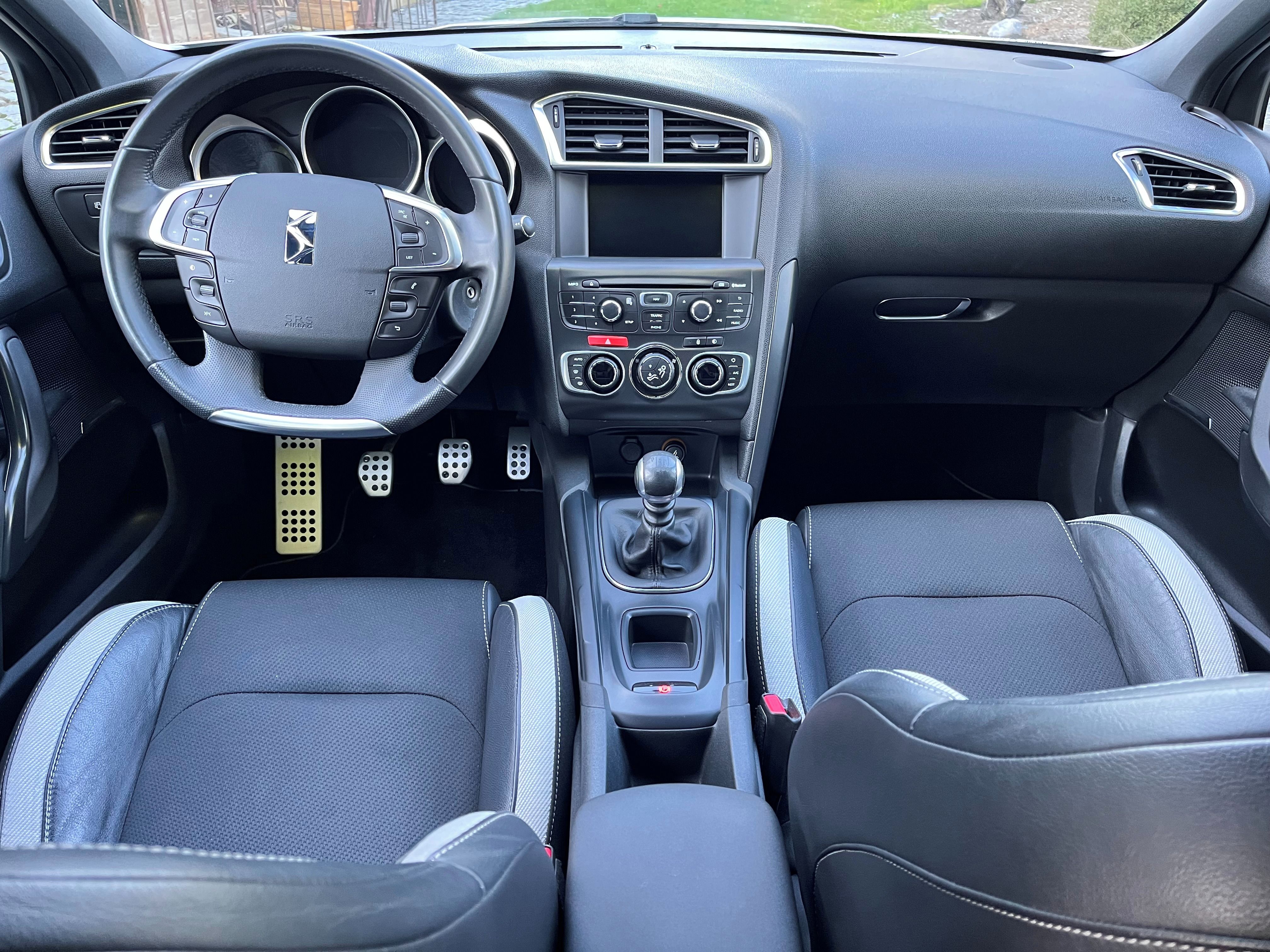 Citroën DS4, Citroën DS4, 1.6e-HDI, 85300km - fotka 6