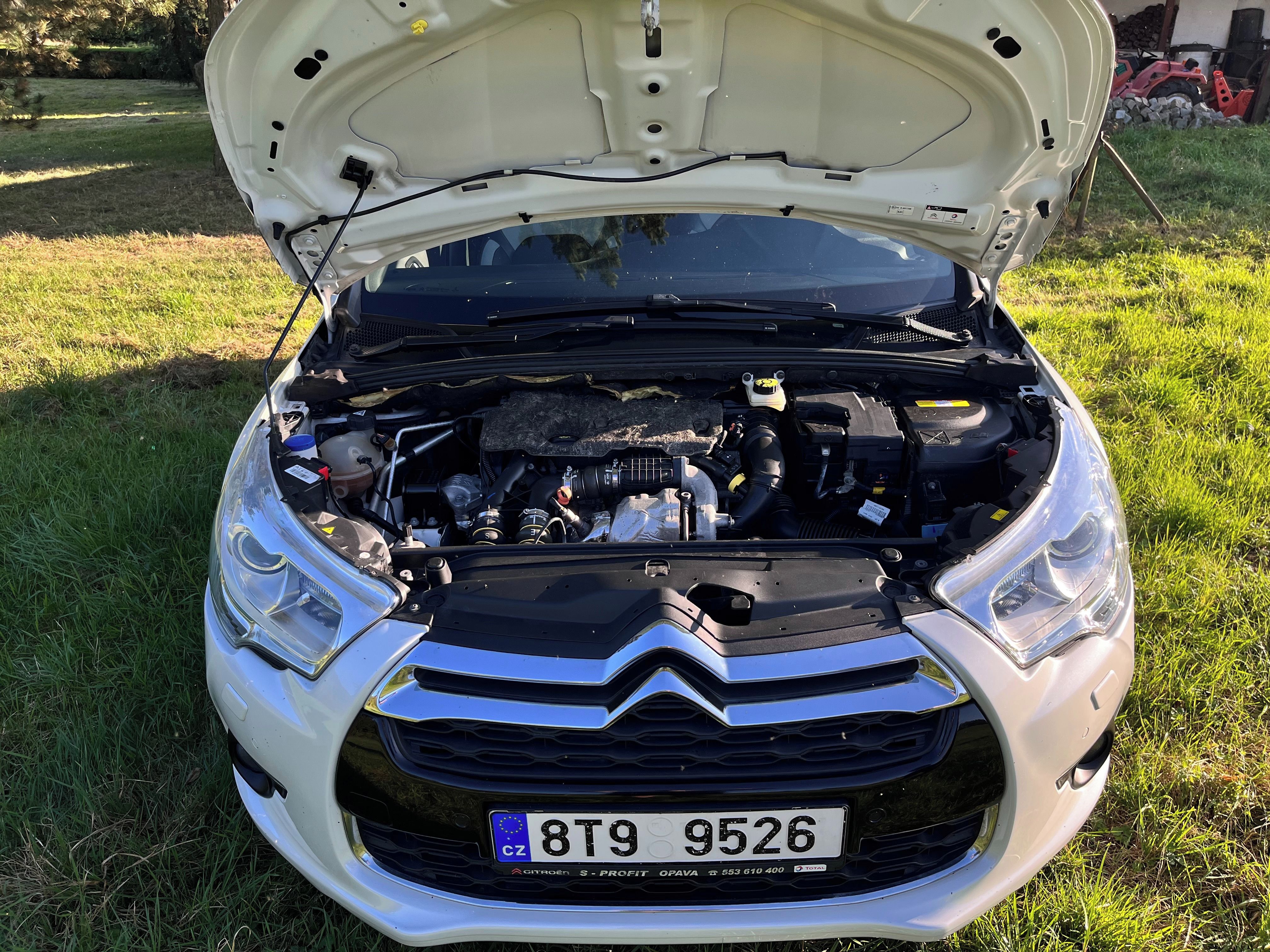 Citroën DS4, Citroën DS4, 1.6e-HDI, 85300km - fotka 5