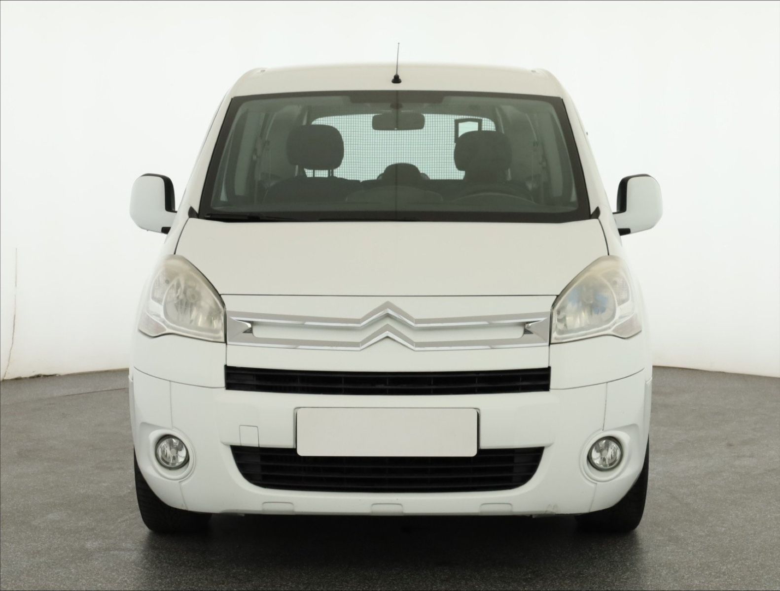 Citroën Berlingo, 1.6 HDi, 5Míst, Klima, 1Maj - fotka 2