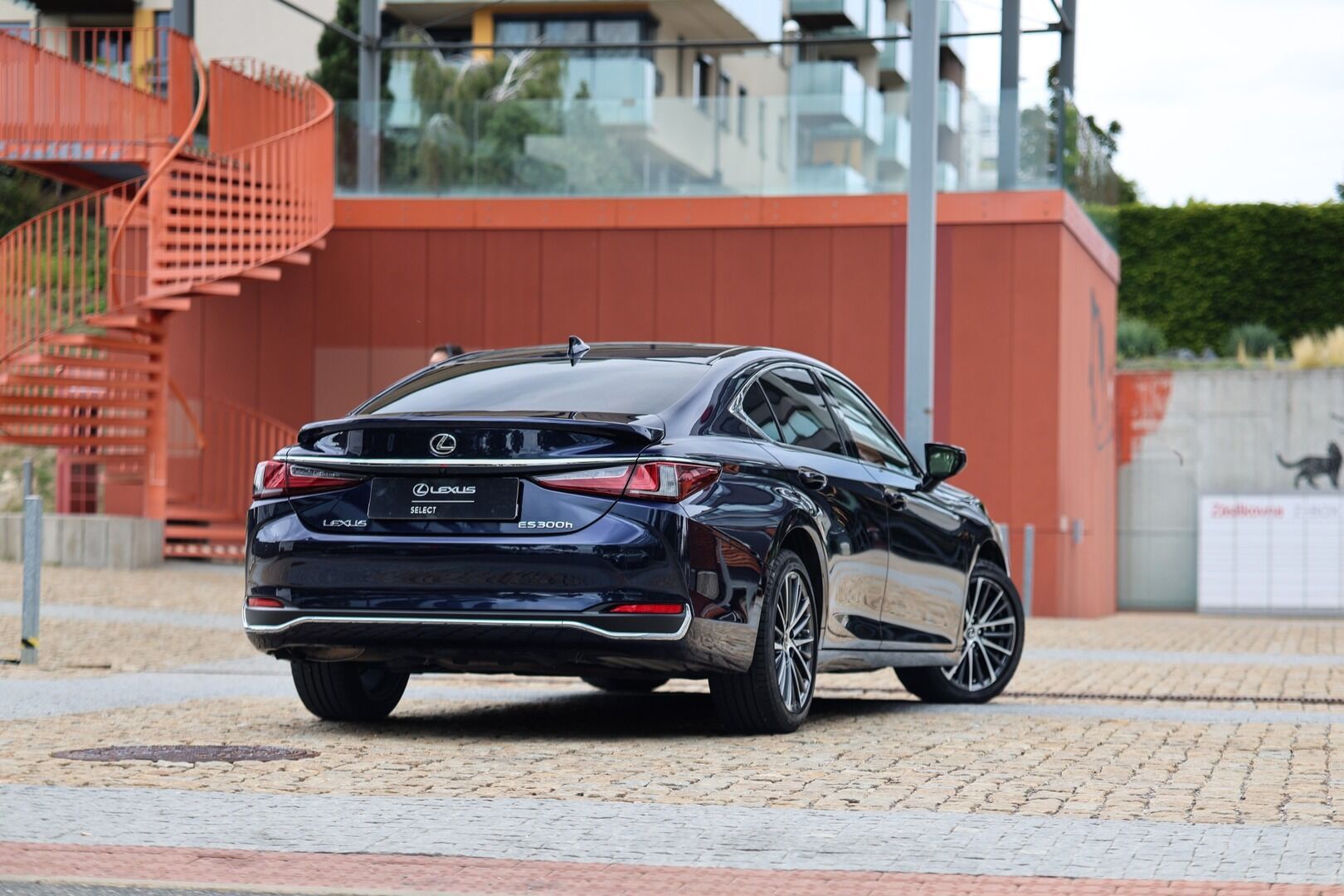 Lexus ES 300h, 300H HEV BUSINESS EDITION - fotka 4