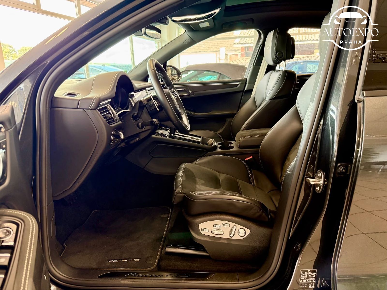 Porsche Macan, GTS*Panorama*Tažné*VZDUCH - fotka 6