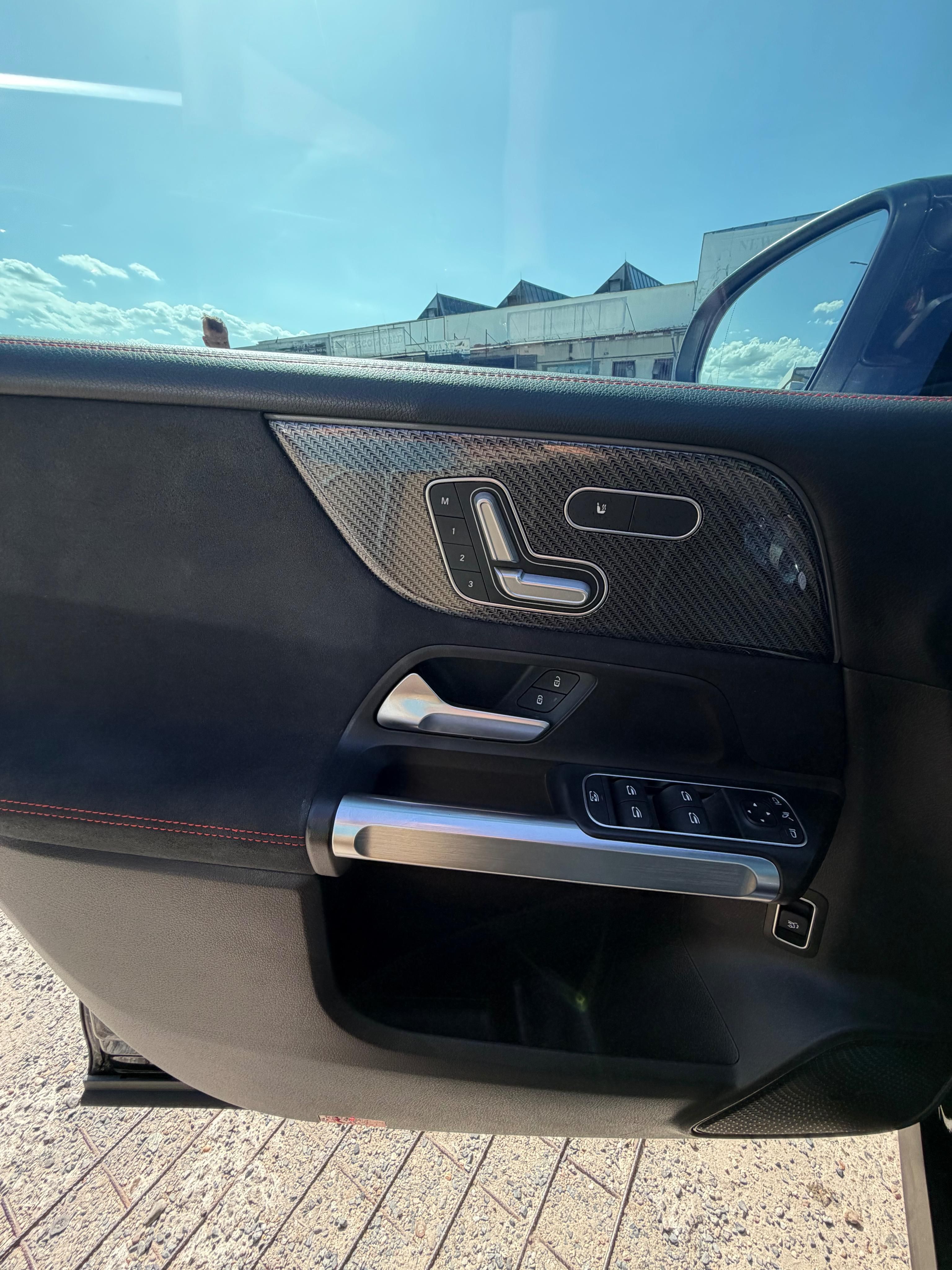 Mercedes-Benz GLB, 4x4 | AMG | DPH - fotka 5
