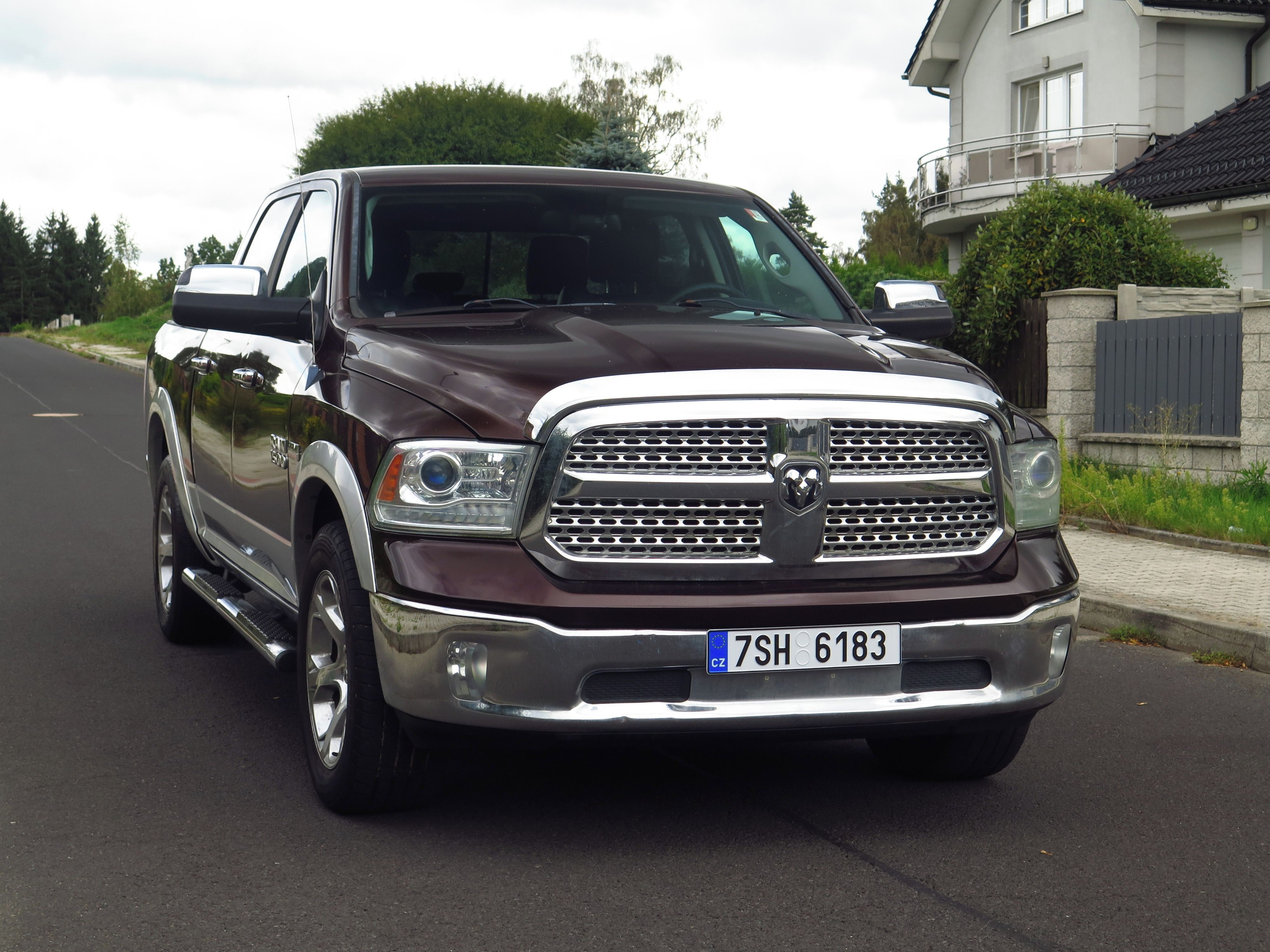Dodge Ram, 5.7 HEMI - LARAMIE - DPH - fotka 3