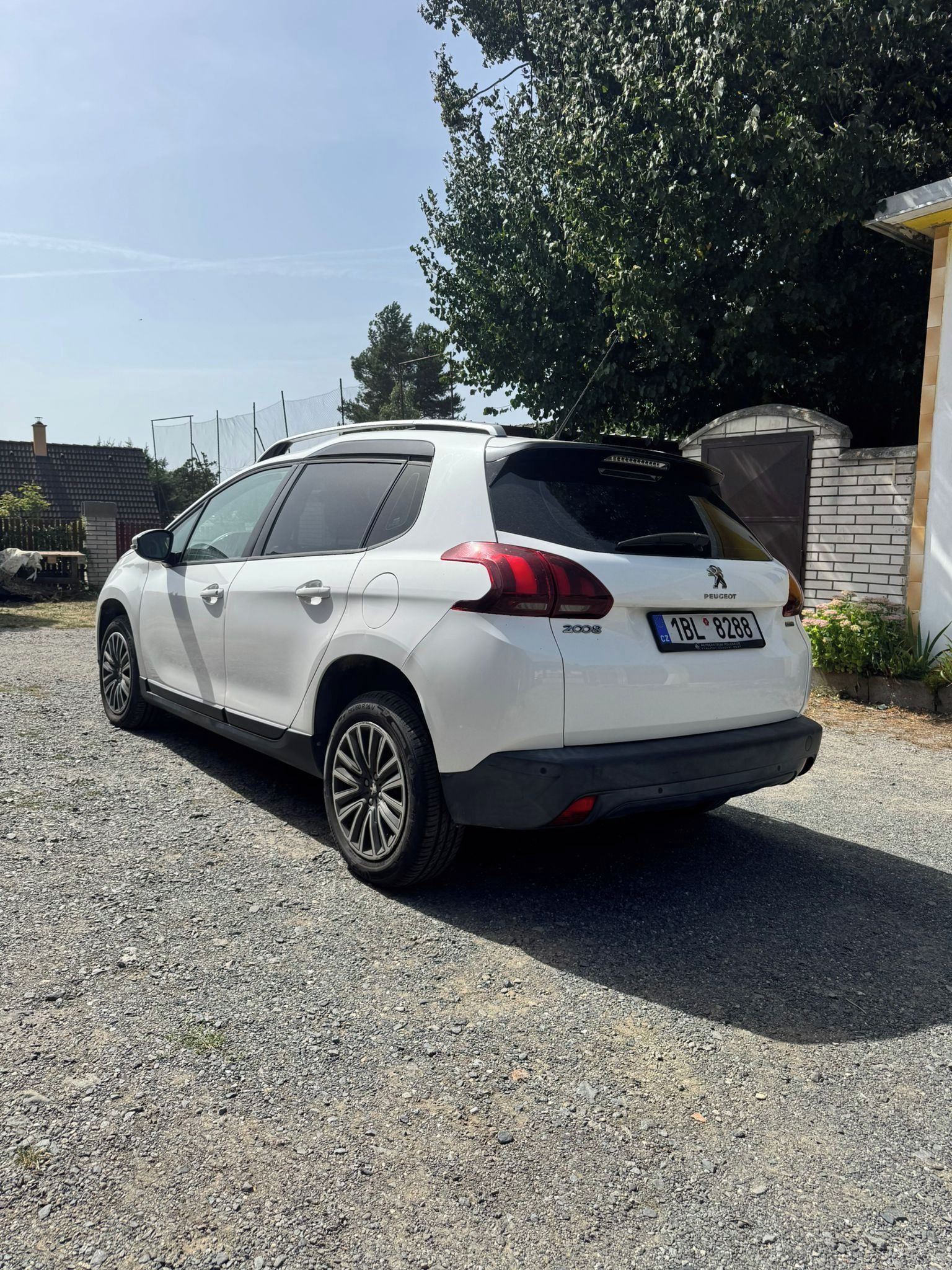 Peugeot 2008, 1.6 73kw - fotka 2