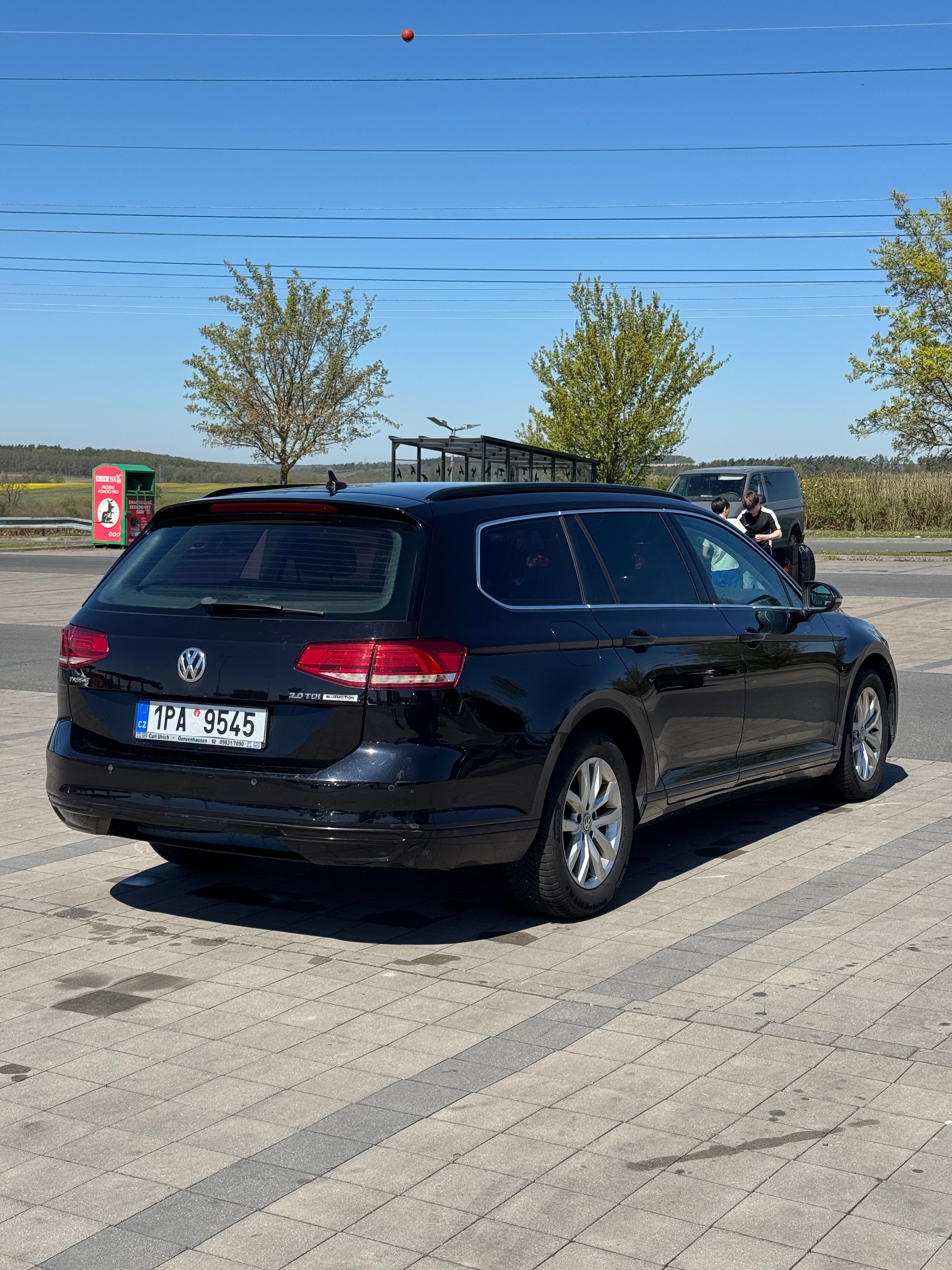 Volkswagen Passat, B8 2.0 TDI - fotka 2