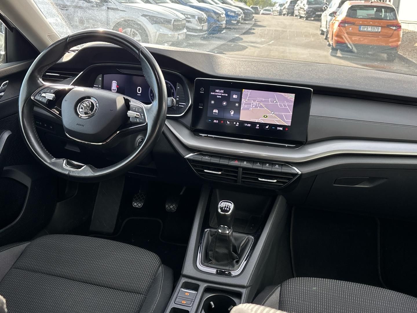 Škoda Octavia, 2.0 TDI / 85 kW Ambition - fotka 5