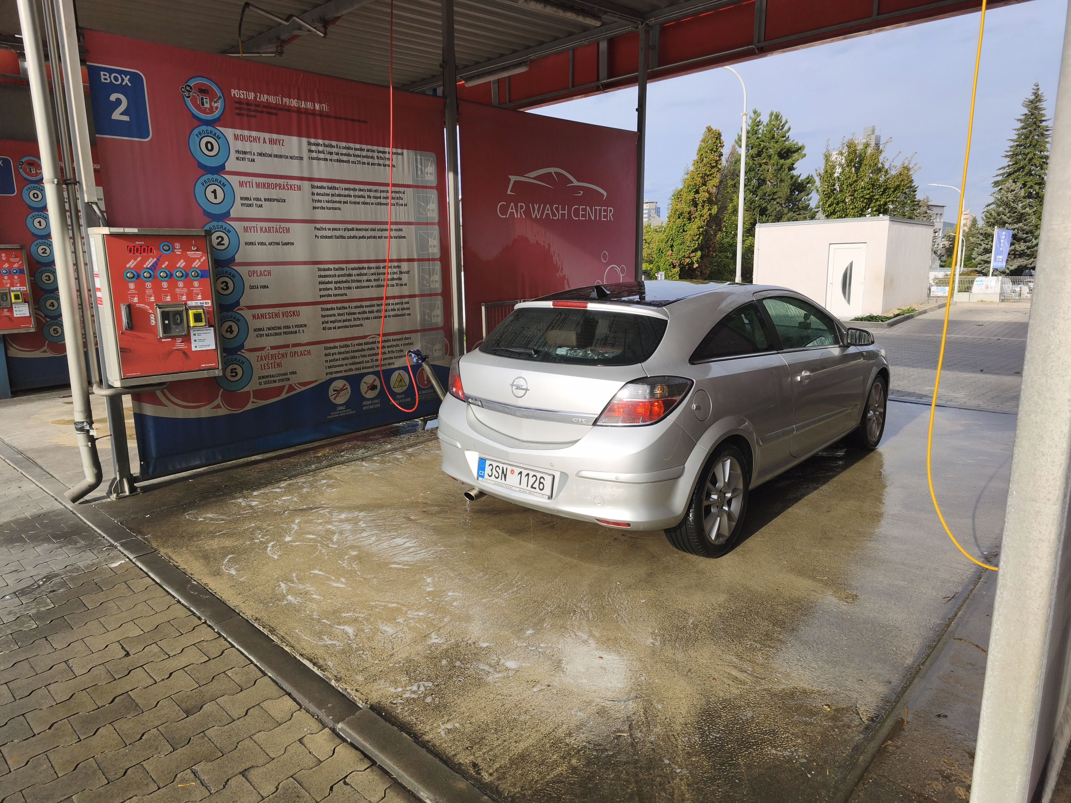 Opel Astra, H GTC 1.6 - fotka 4