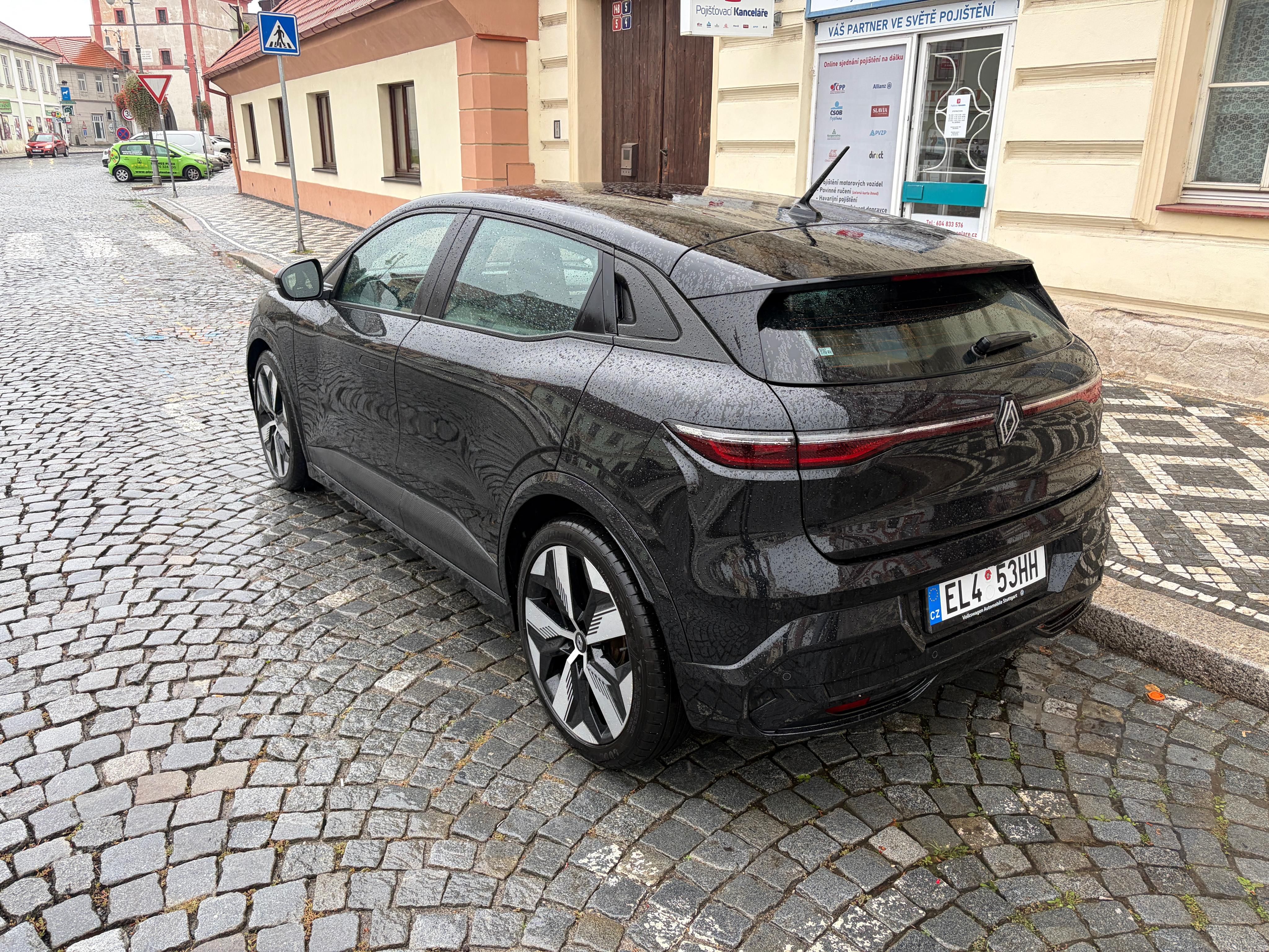 Renault Mégane, E-Tech 160 kW R220 - fotka 4