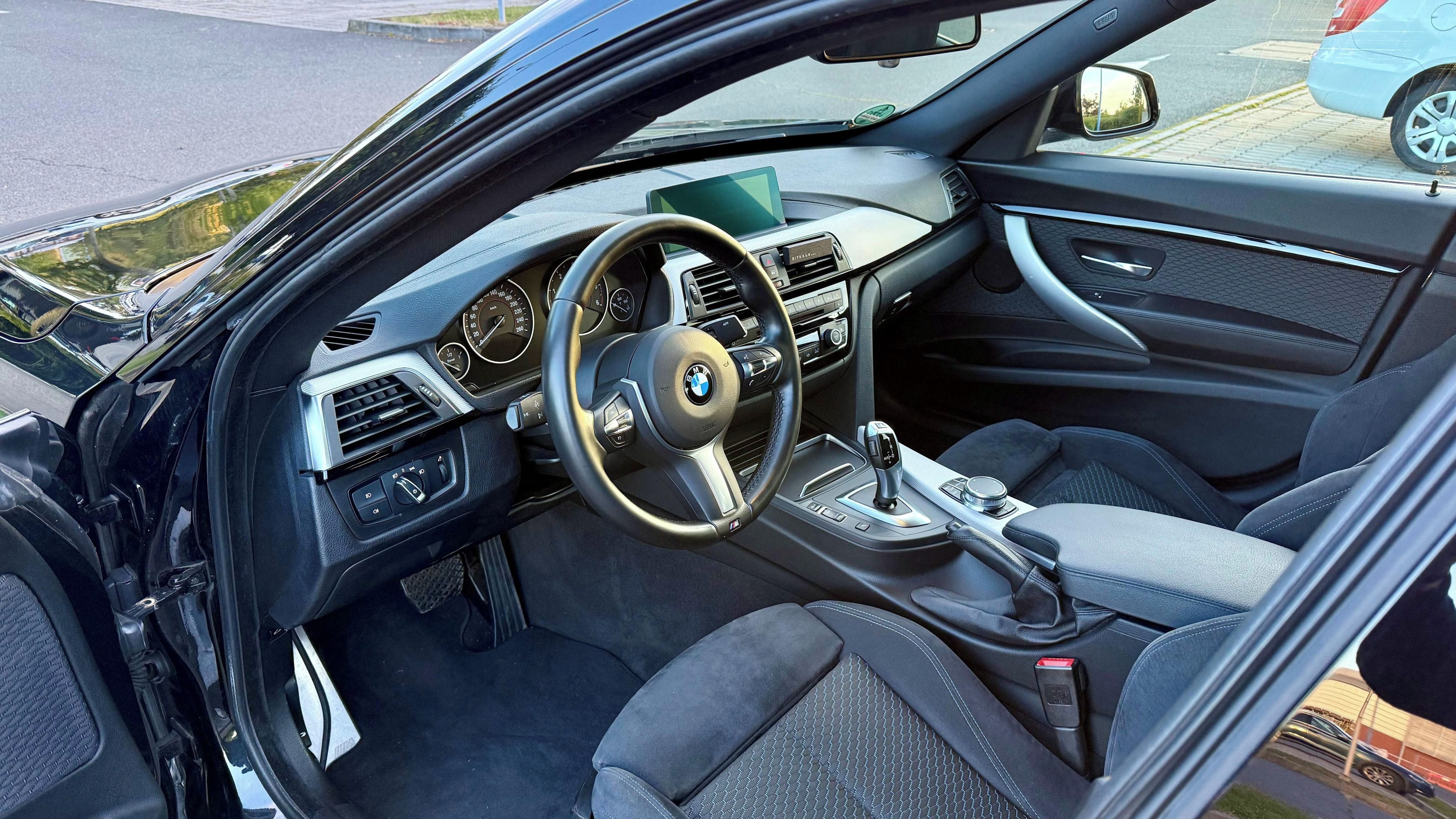 BMW Řada 3, BMW 320d GT – xDrive, M paket - fotka 4