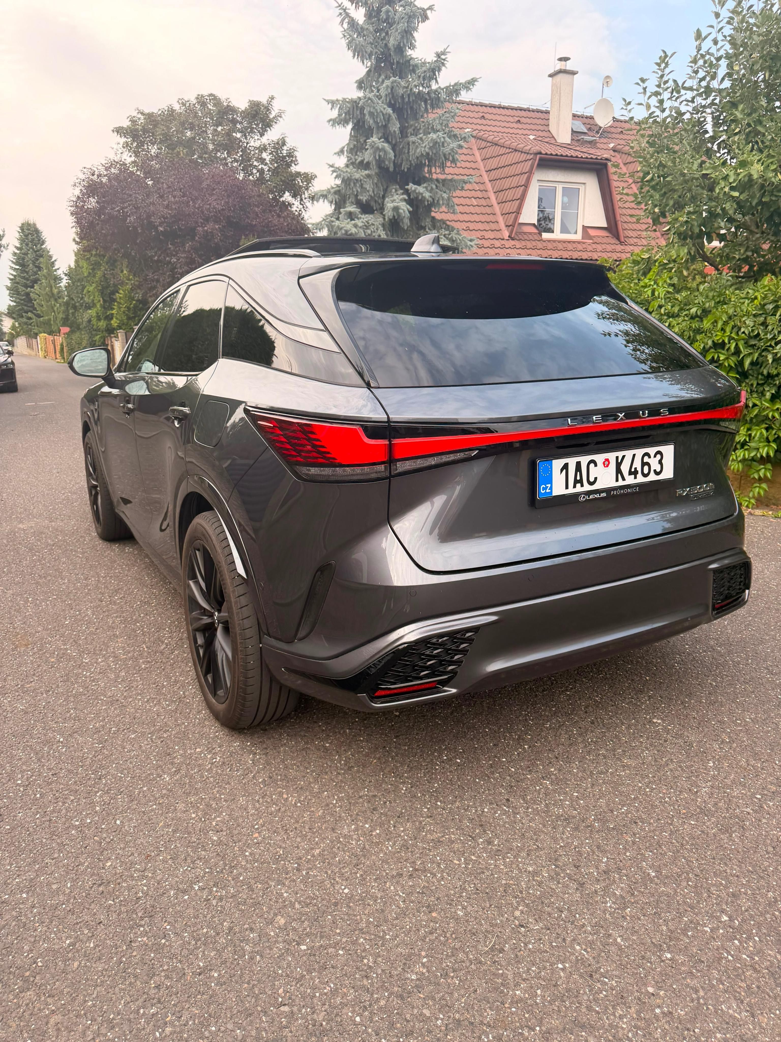 Lexus RX 500h, Lexus RX500h F SPORT 4x4 Pano - fotka 2