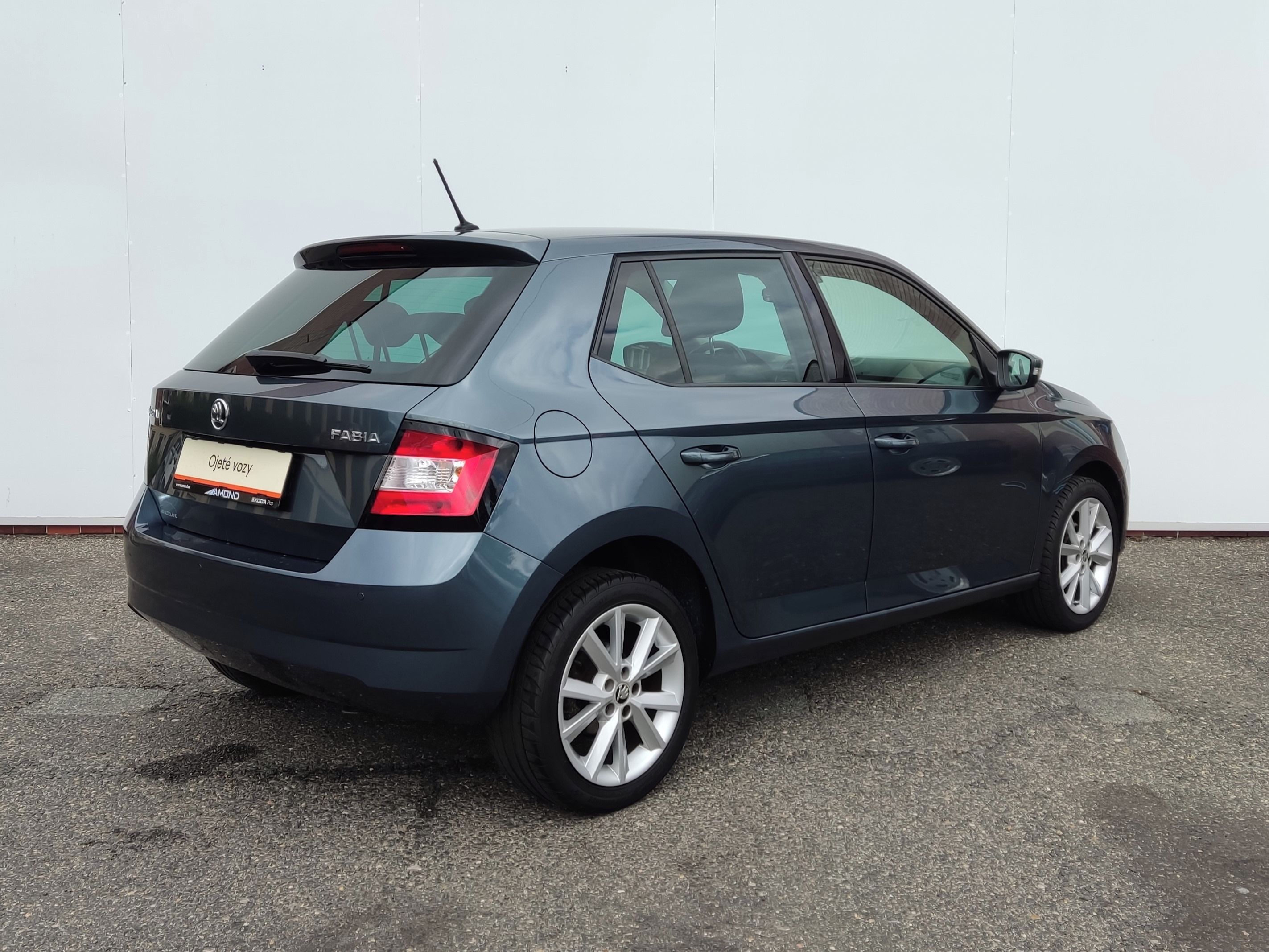 Škoda Fabia, 1.2 TSI 66 kW Joy - fotka 2