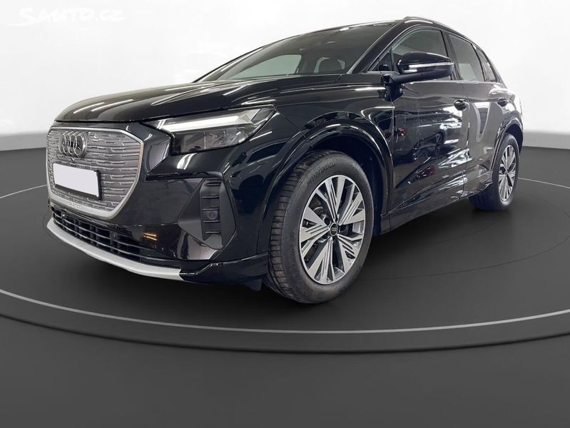 Audi Q4 e-tron, 45 quattro ACC Keyless Tep.čer