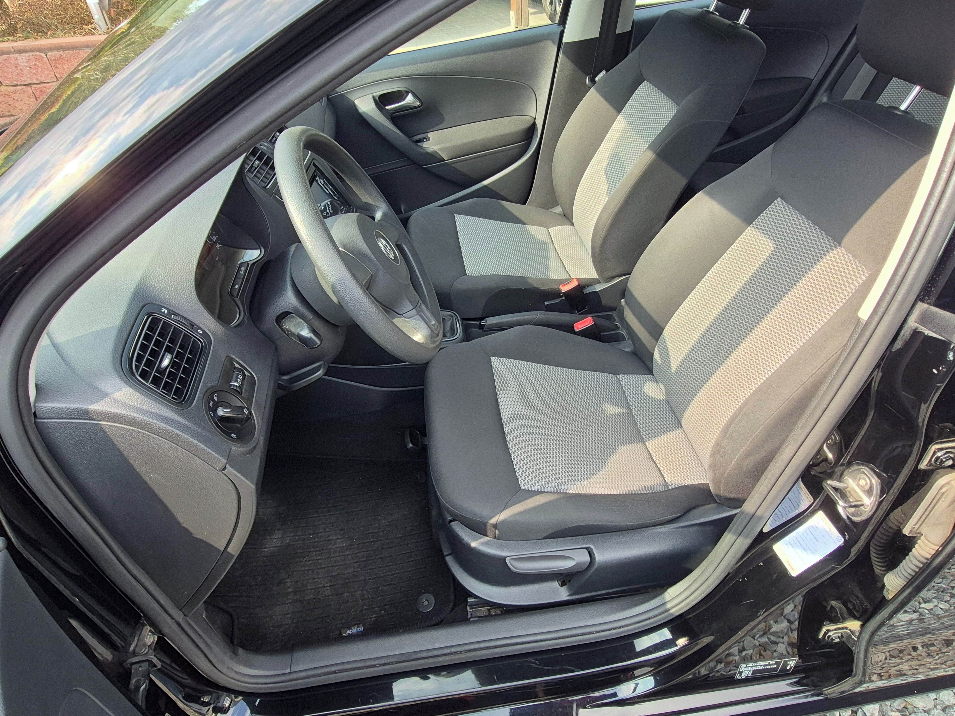 Volkswagen Polo, VW Polo 1,2 i klima - fotka 6