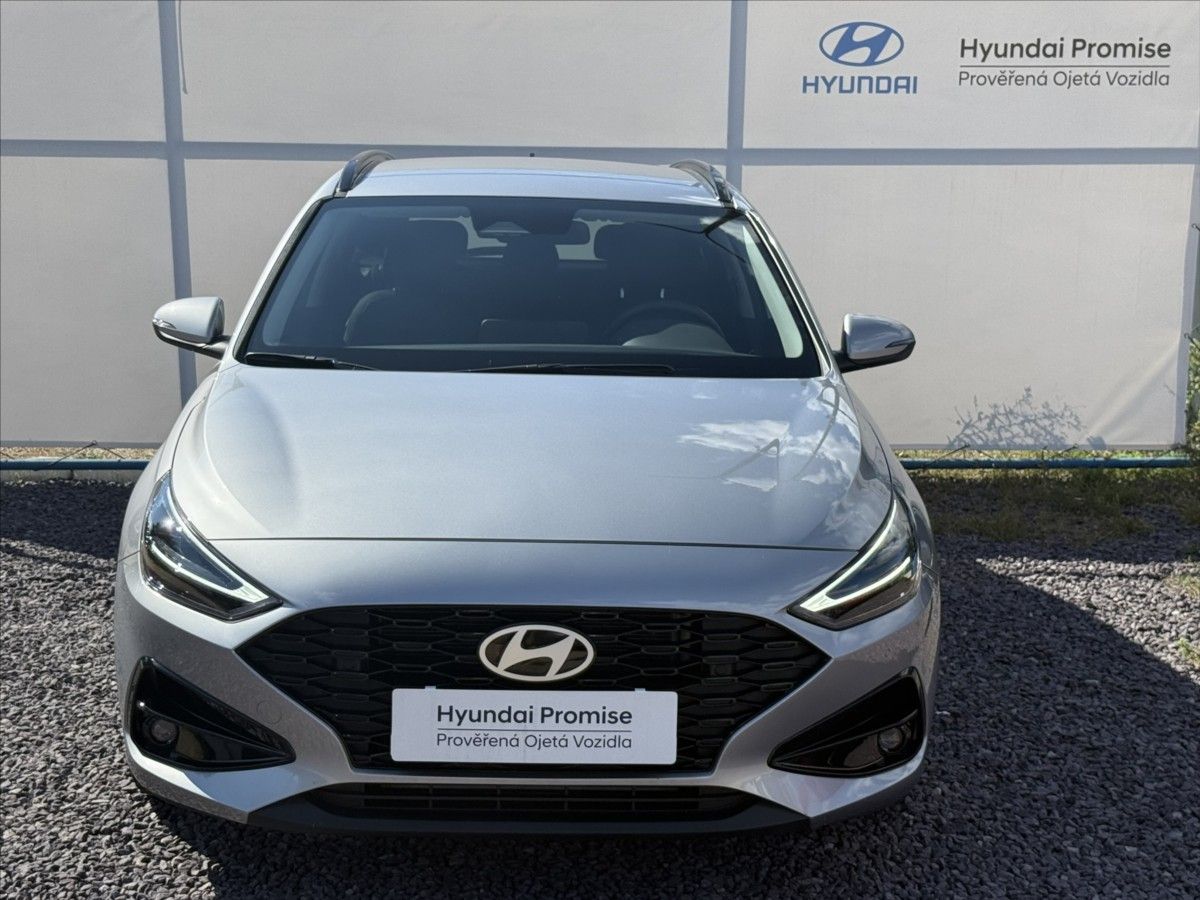 Hyundai i30, 1,5 T-GDI 103kW DCT Family - fotka 4