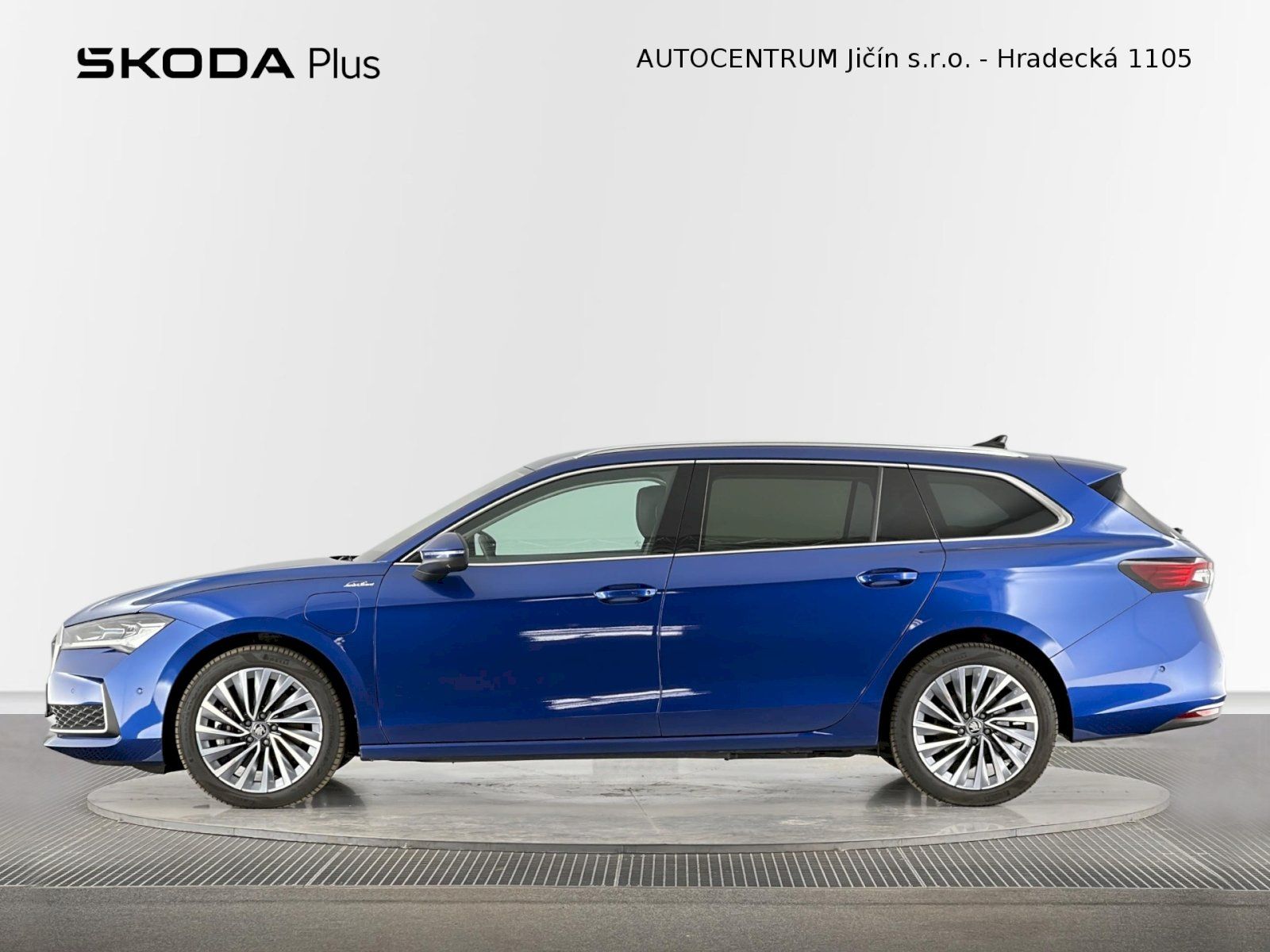 Škoda Superb, Combi iV DSG 1.5TSI 150kW L&K - fotka 3