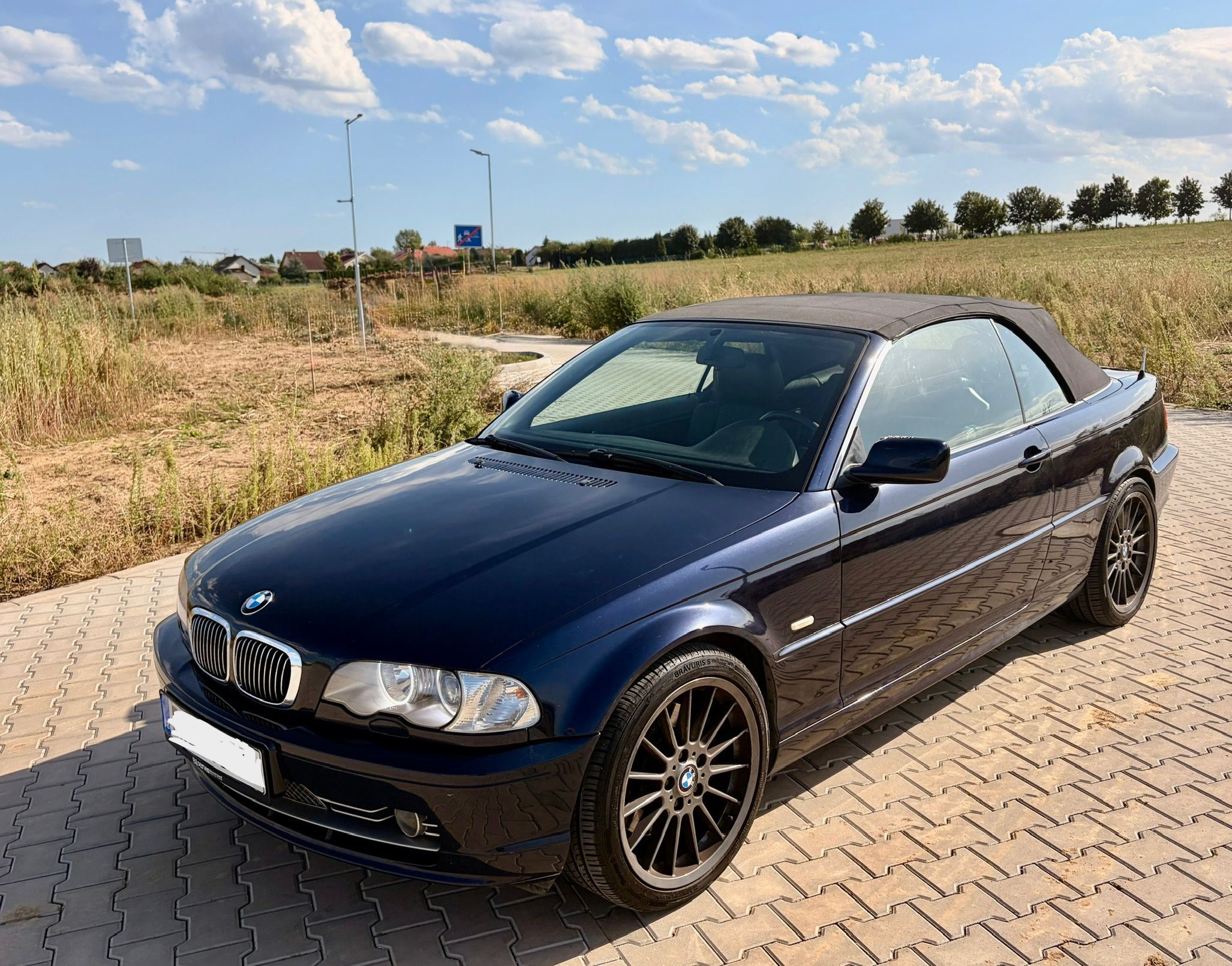 BMW Řada 3, 330i,170kW kabrio - fotka 2