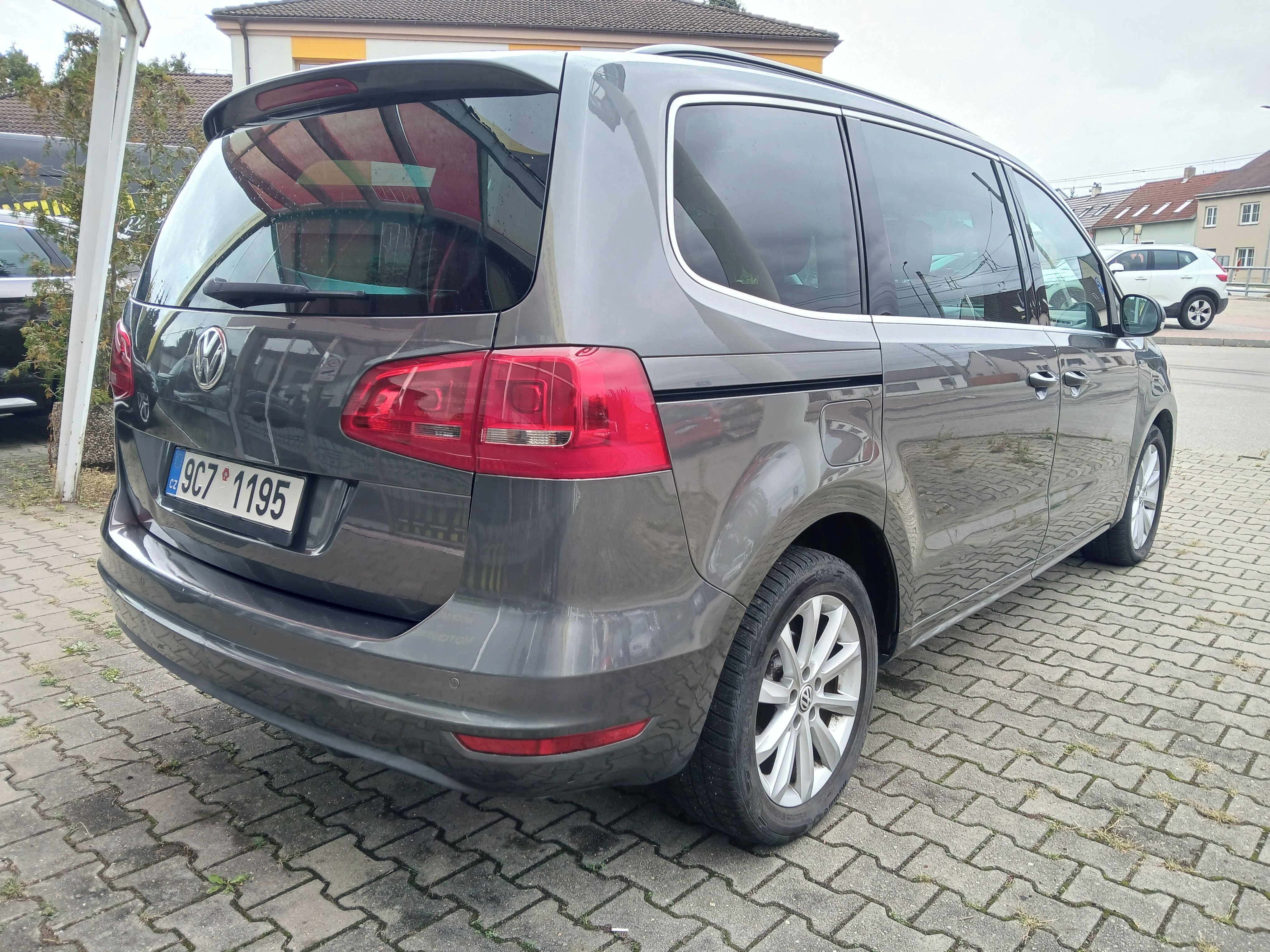 Volkswagen Sharan, 2.0.TDI, DSG, 103kW, MATCH. - fotka 5