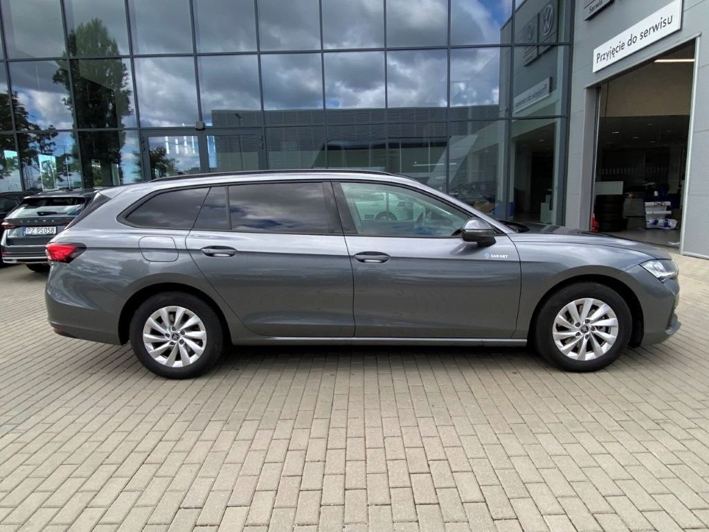 Škoda Superb - fotka 3