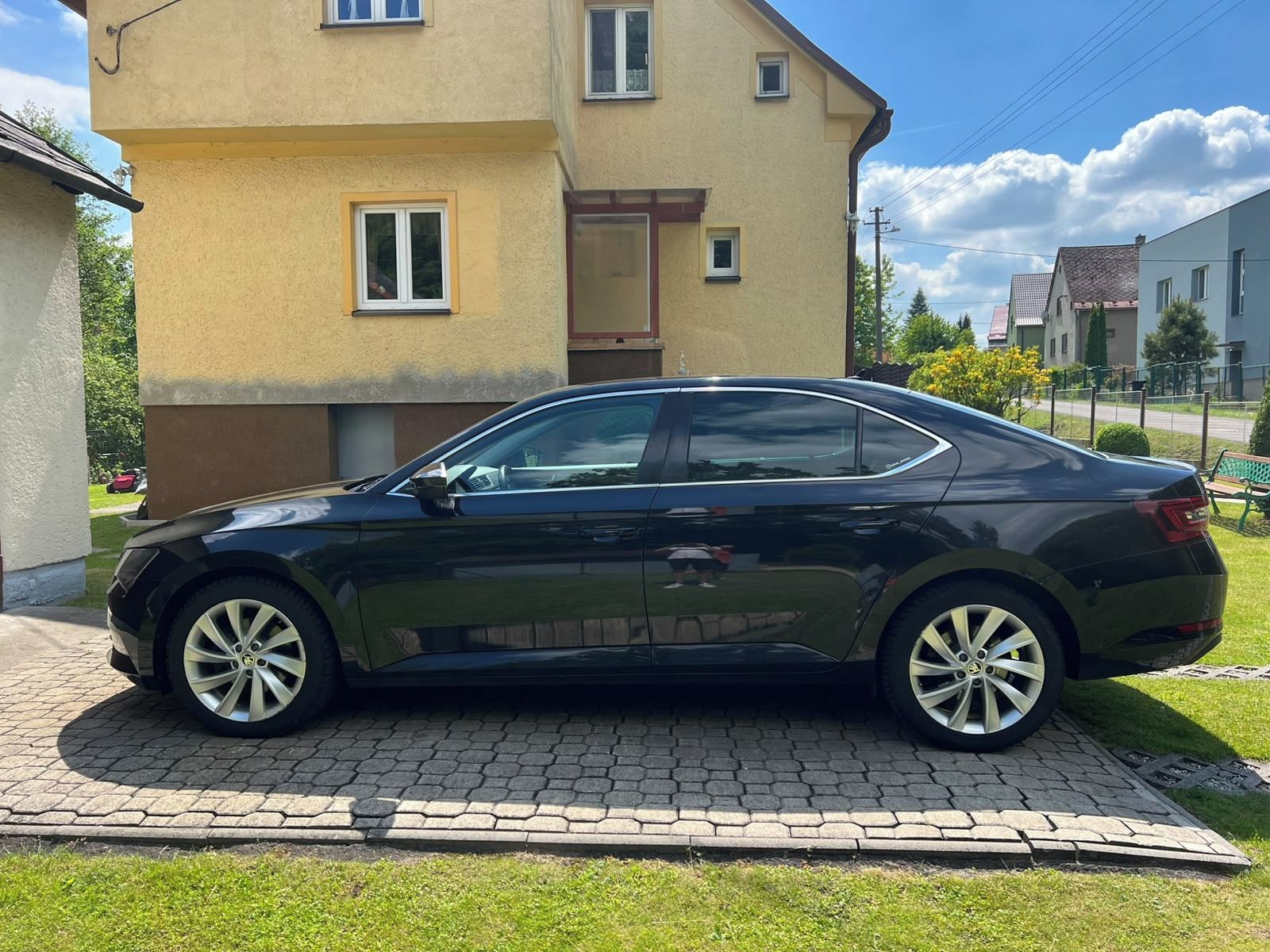 Škoda Superb, Škoda Superb 2.0 TDI 110 kw - fotka 2