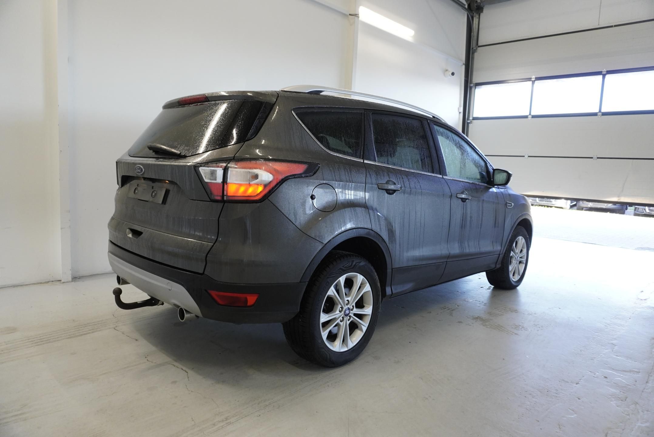 Ford Kuga, 2.0 TDCI TITANIUM AUTOMAT - fotka 6