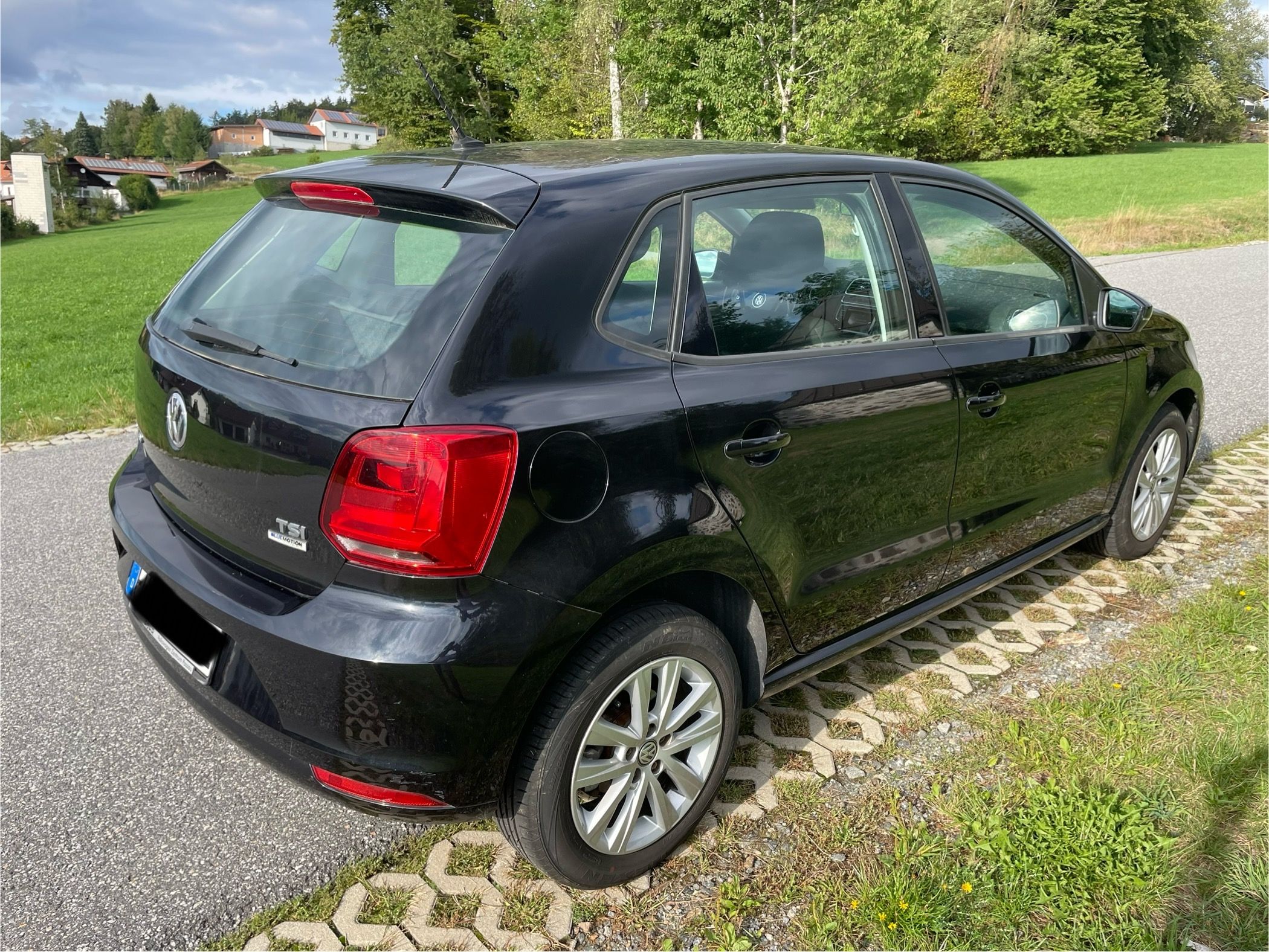 Volkswagen Polo, 1,2 TSI CONNECT EDICE - fotka 3