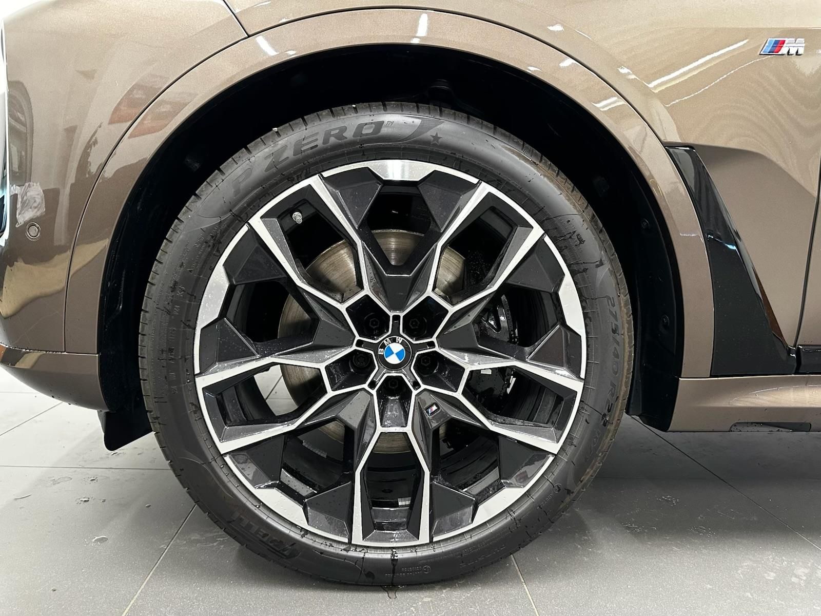 BMW X7, X7 xDrive40d - fotka 3