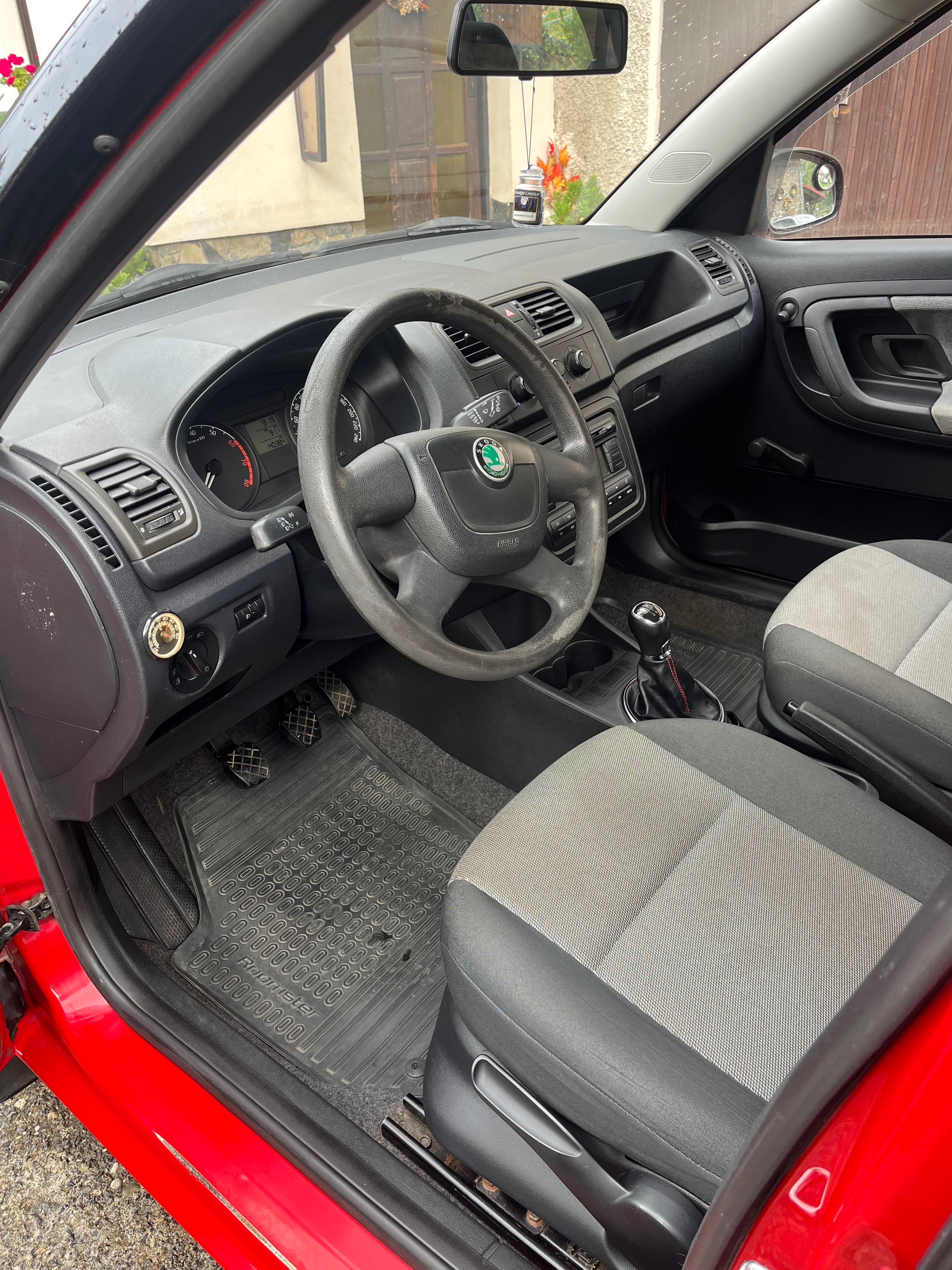 Škoda Roomster, 1,2 HTP tažné zařízení - fotka 5