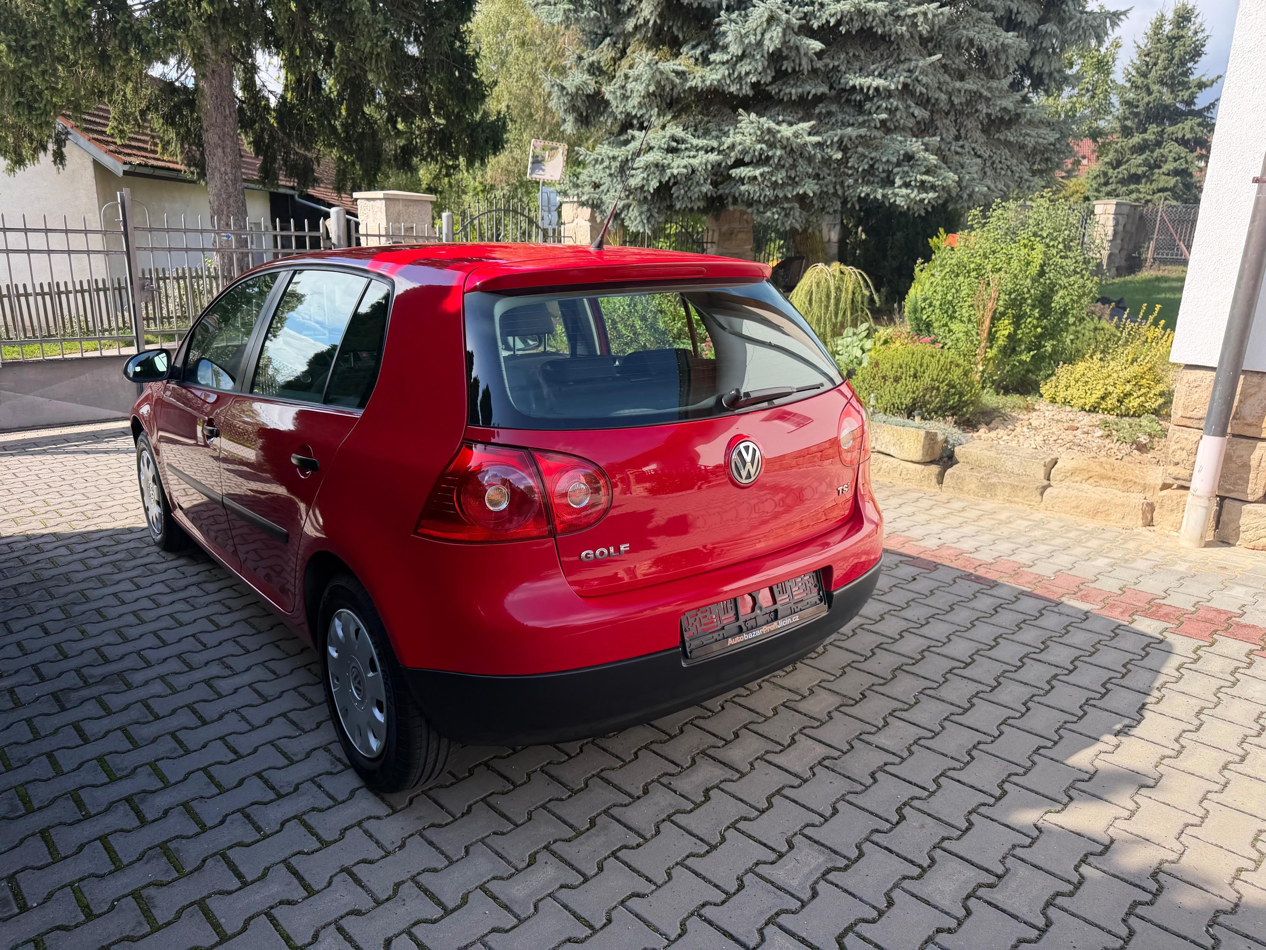 Volkswagen Golf, 1,4 TSi/ 90kw pravideln servis - fotka 6