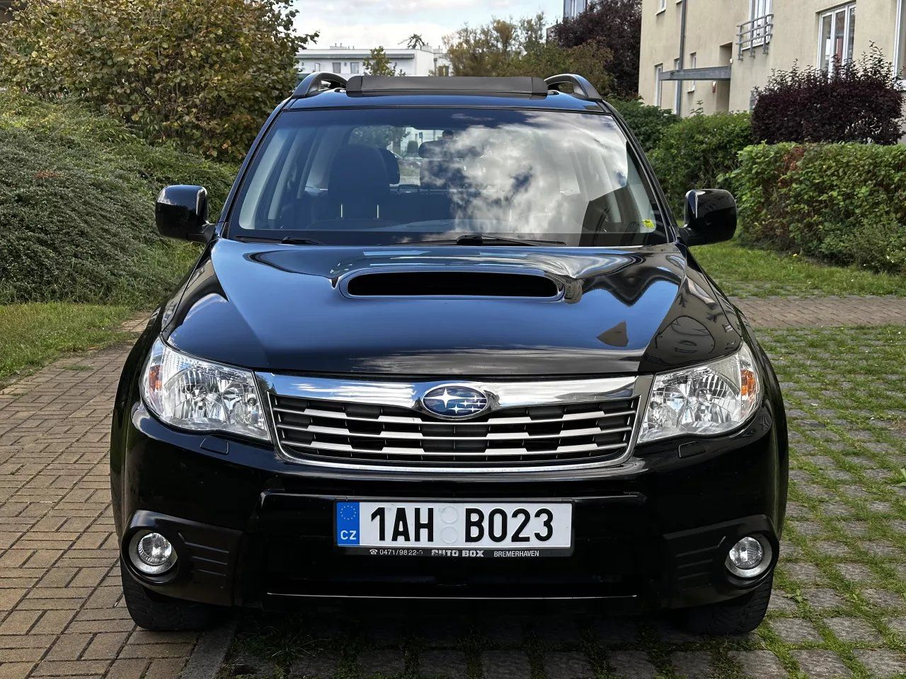 Subaru Forester, 2.0D 4x4 Xenony/Panorama/Tažné - fotka 2