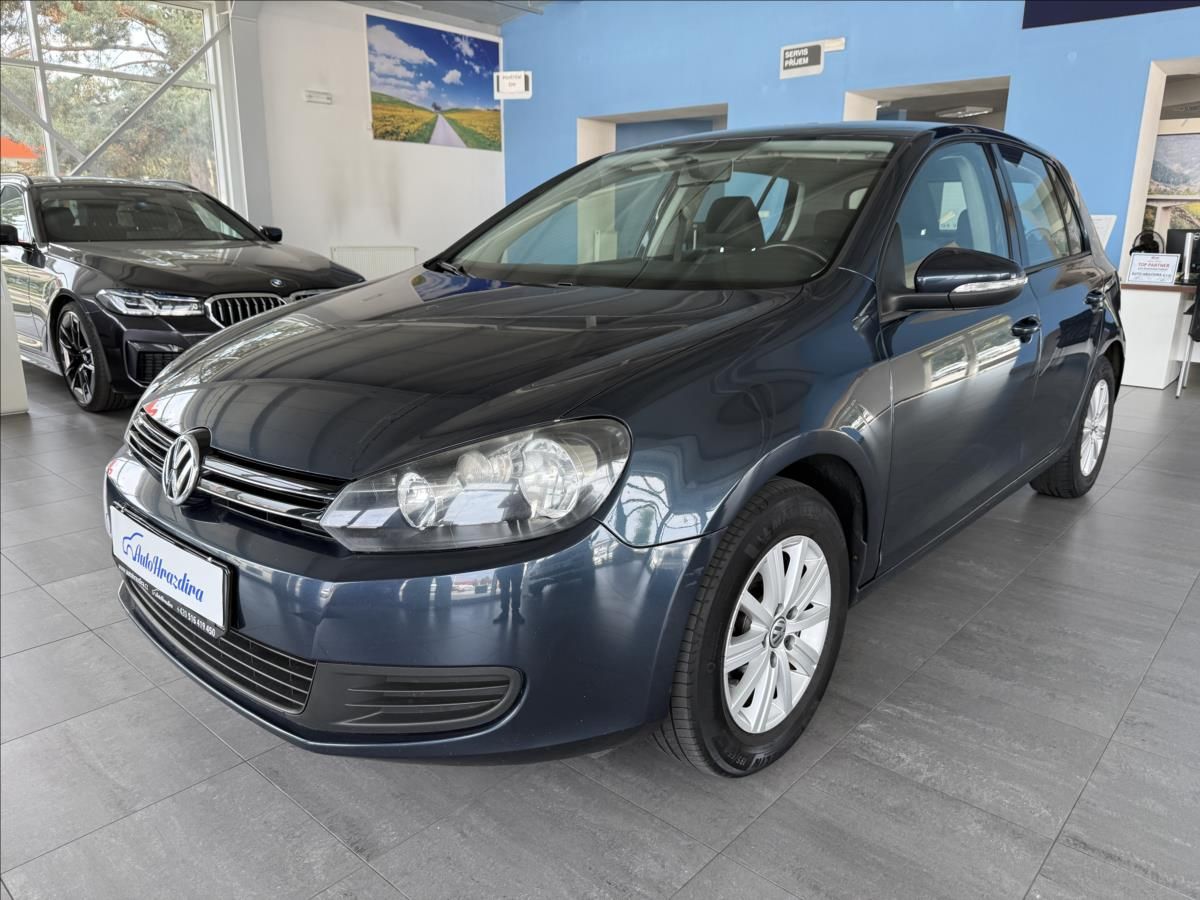 Volkswagen Golf, 1,2   TSI 77kW,COMFORT,SERVISK - fotka 3
