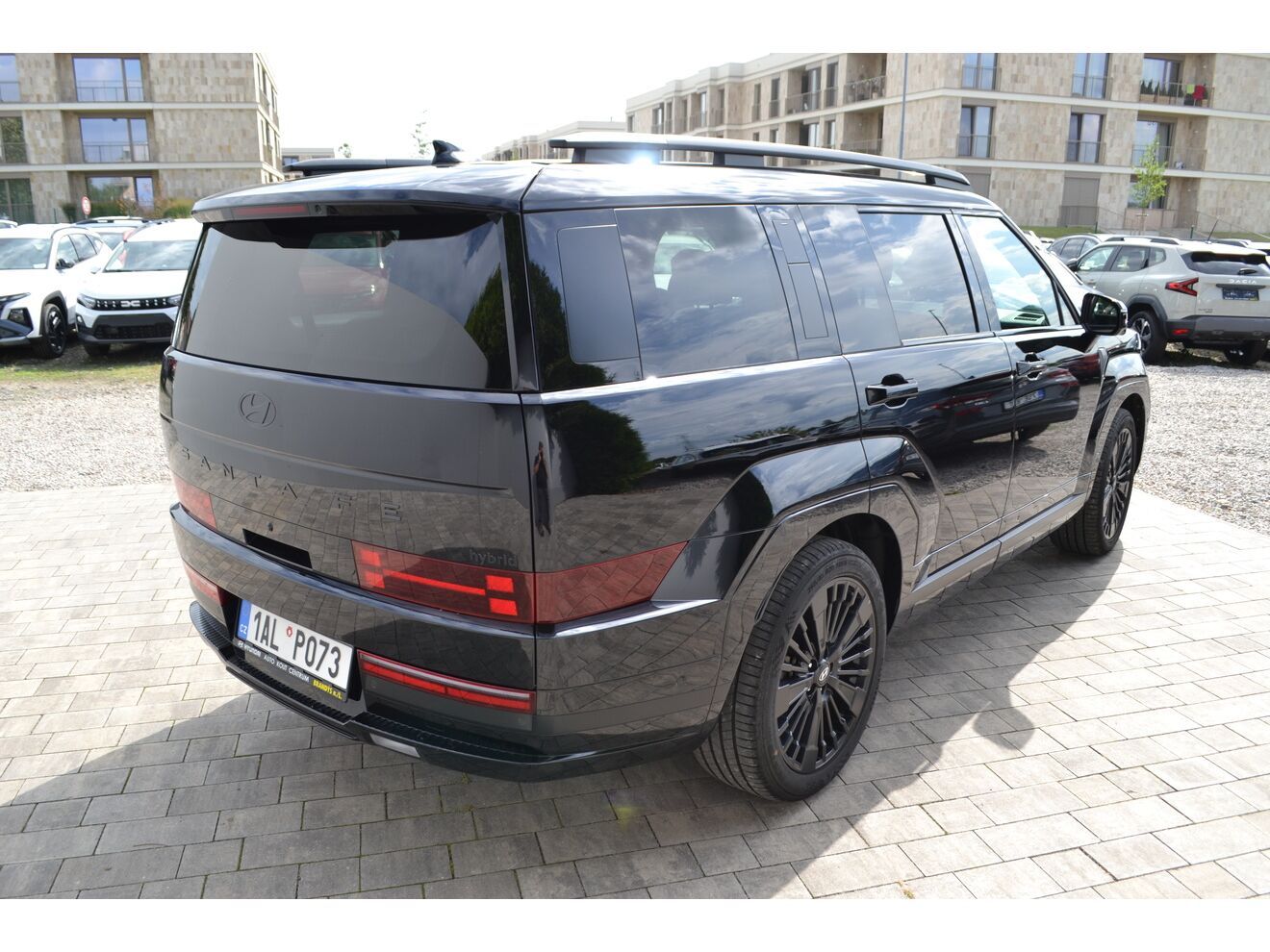Hyundai Santa Fe, 1.6T-GDI HEV 4WD CALLIGRAPHY 7 - fotka 5