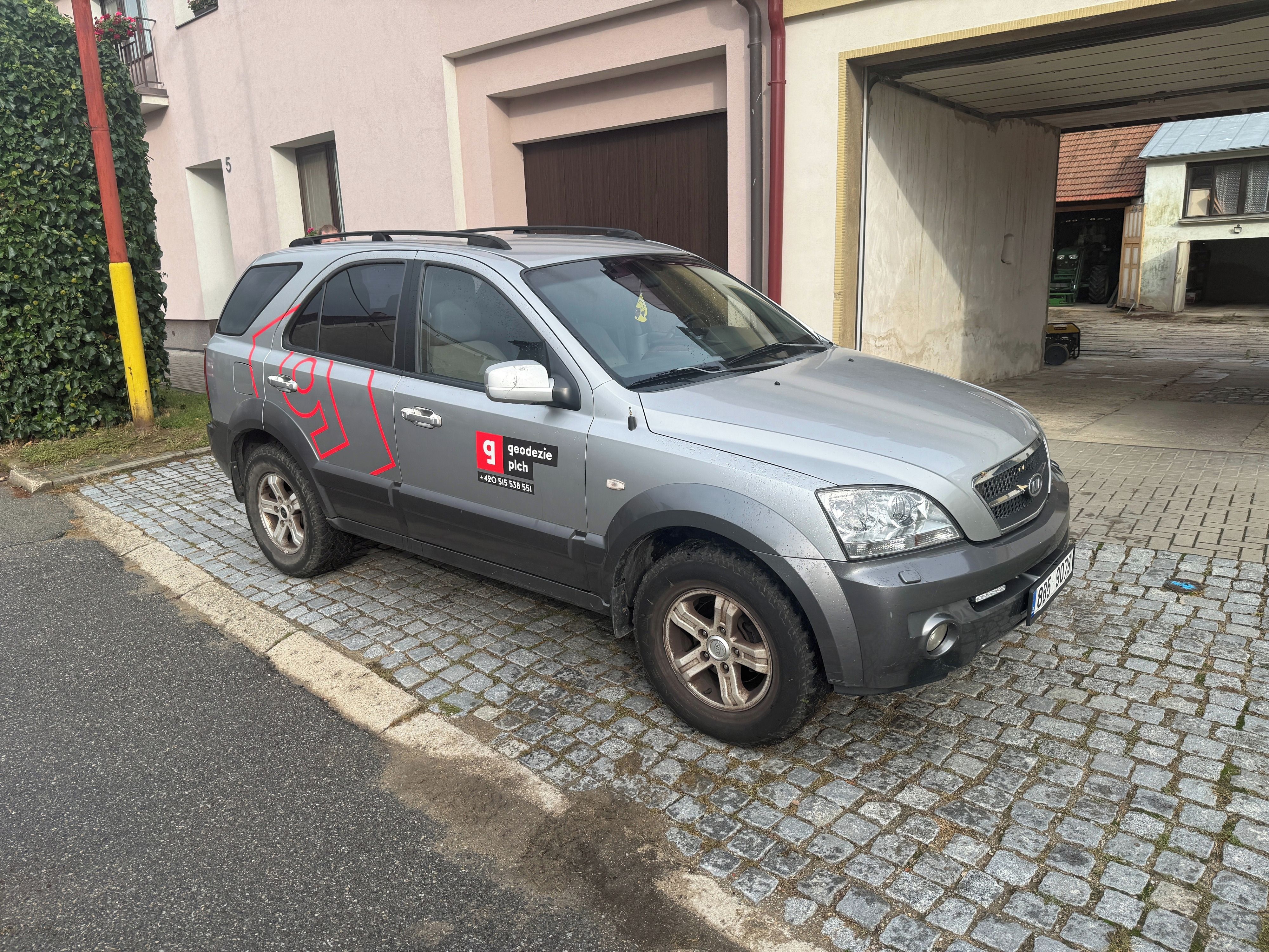Kia Sorento, 2.5 CRDi + sada zimích kol - fotka 6