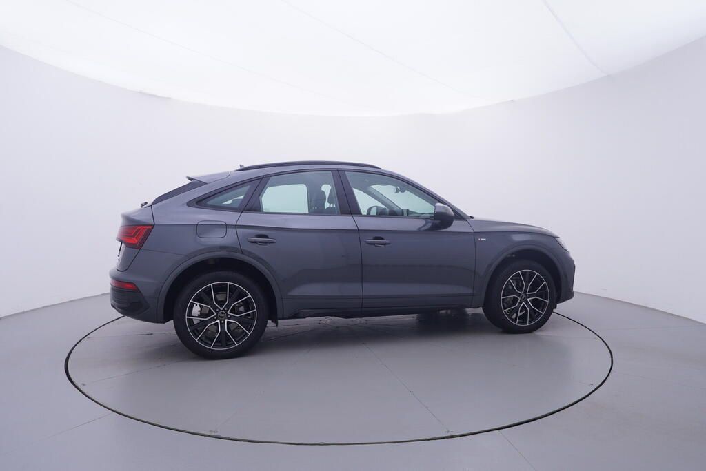 Audi Q5, SportEdition 2.0 TDI 150 kW - fotka 6