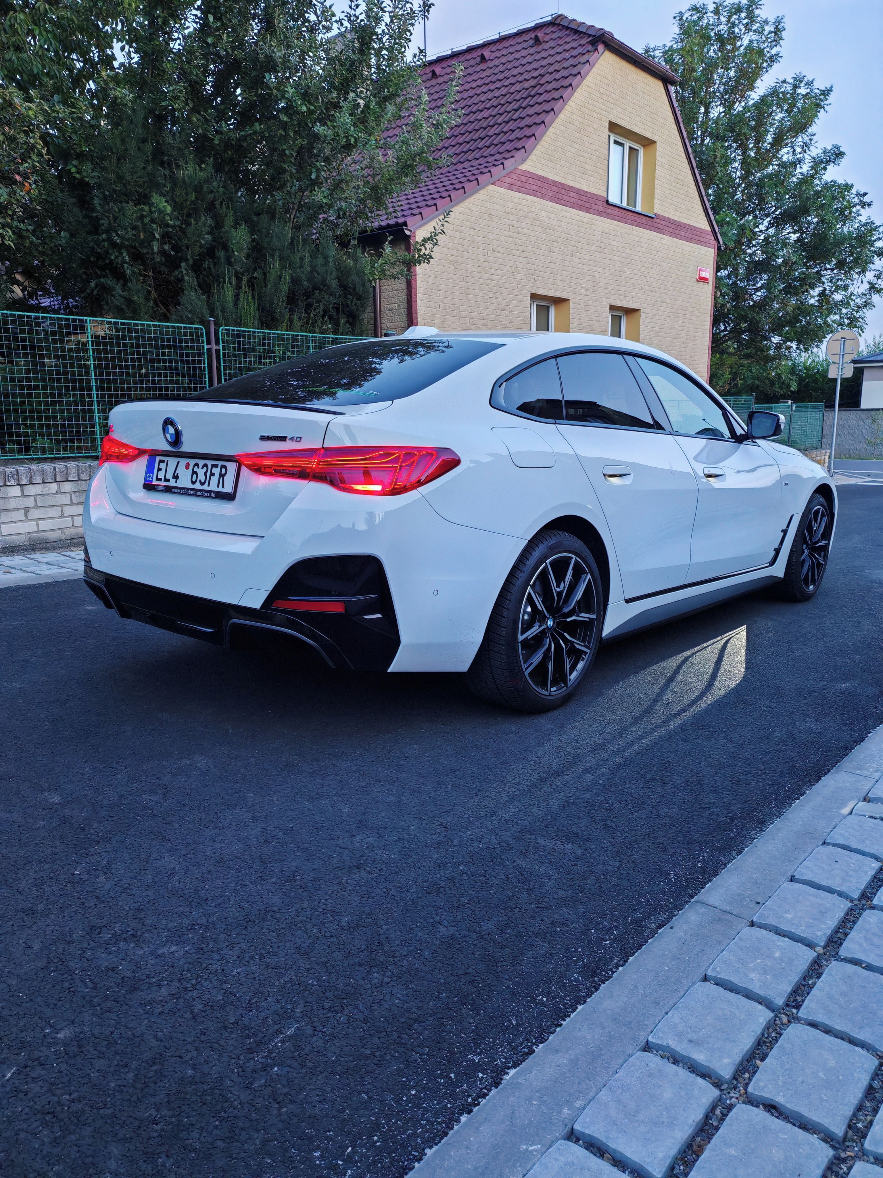 BMW i4, BMW I4 Facelift eDrive 40 - fotka 5