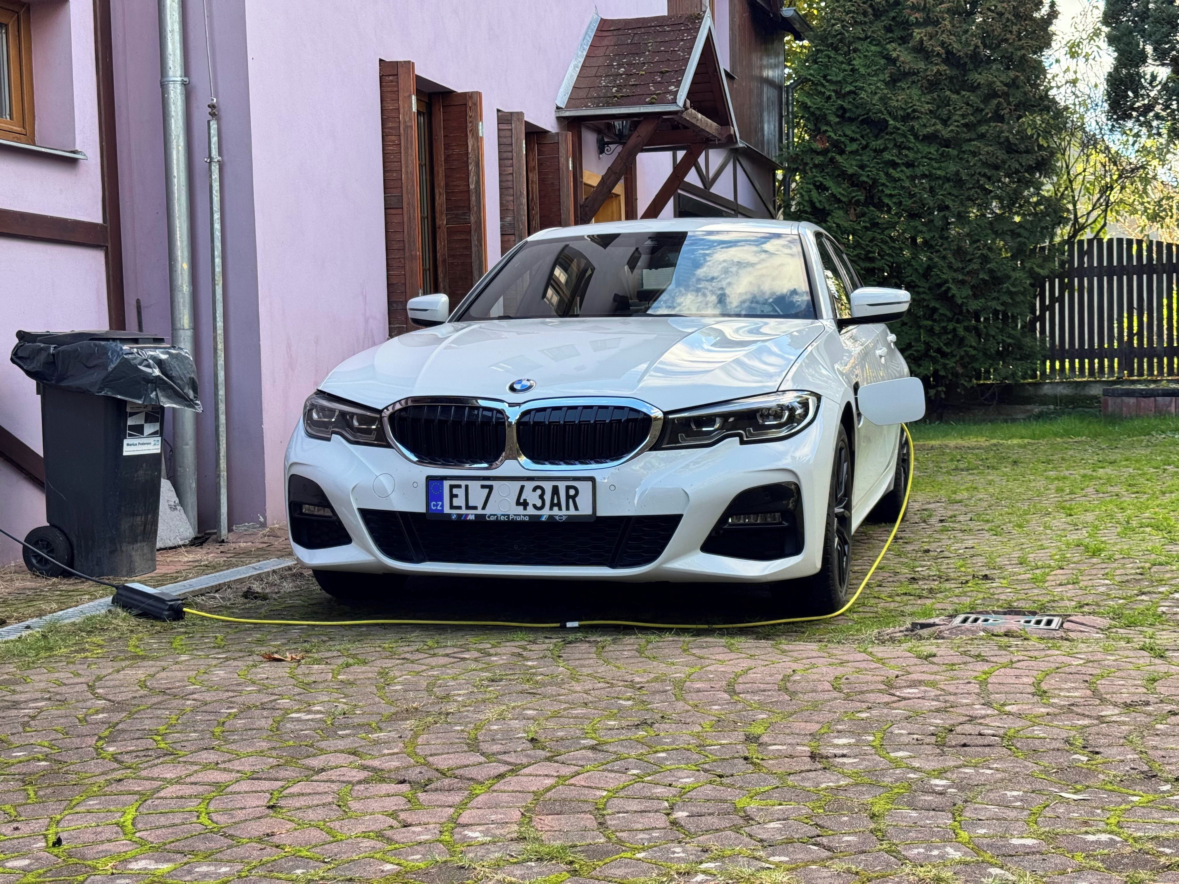 BMW Řada 3, 320e M Sport, v záruce BMW - fotka 4