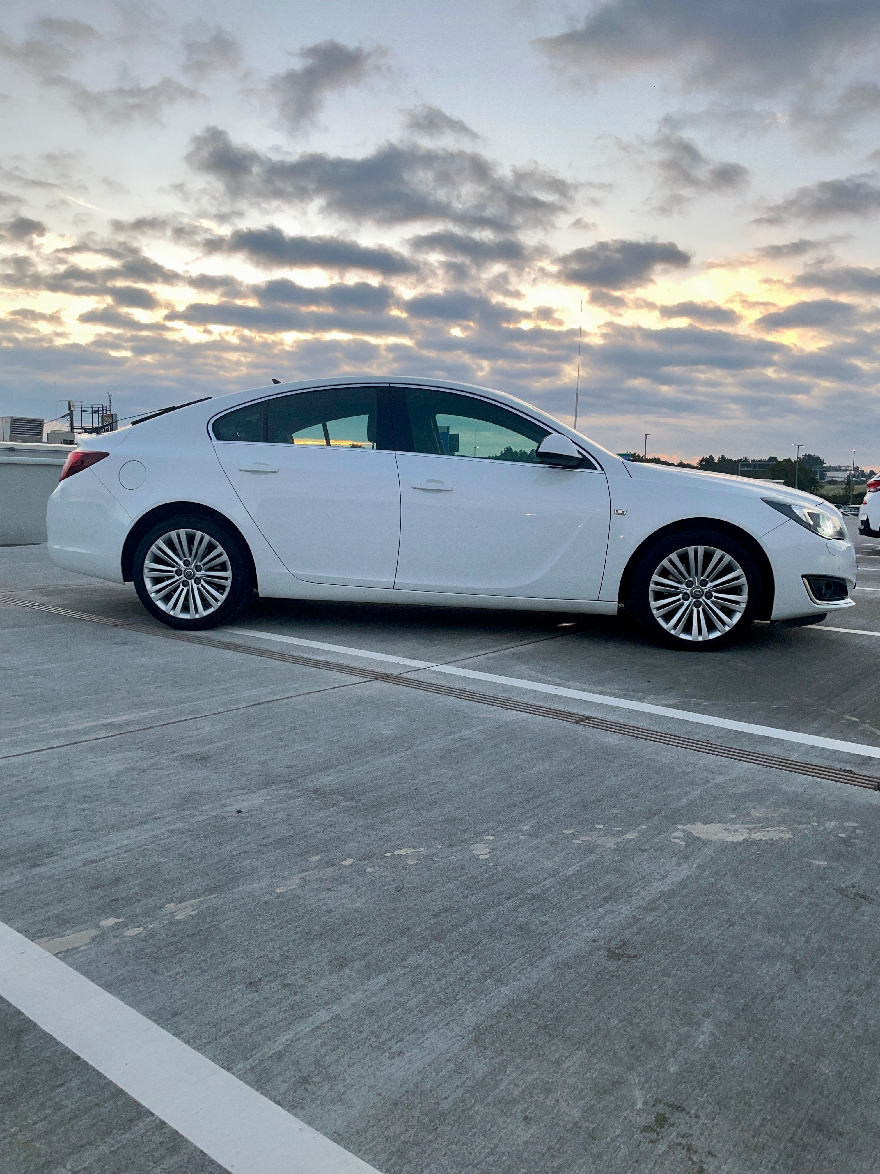 Opel Insignia, 2.0 CDTI 120Kw Aut, Bez Adblue - fotka 4