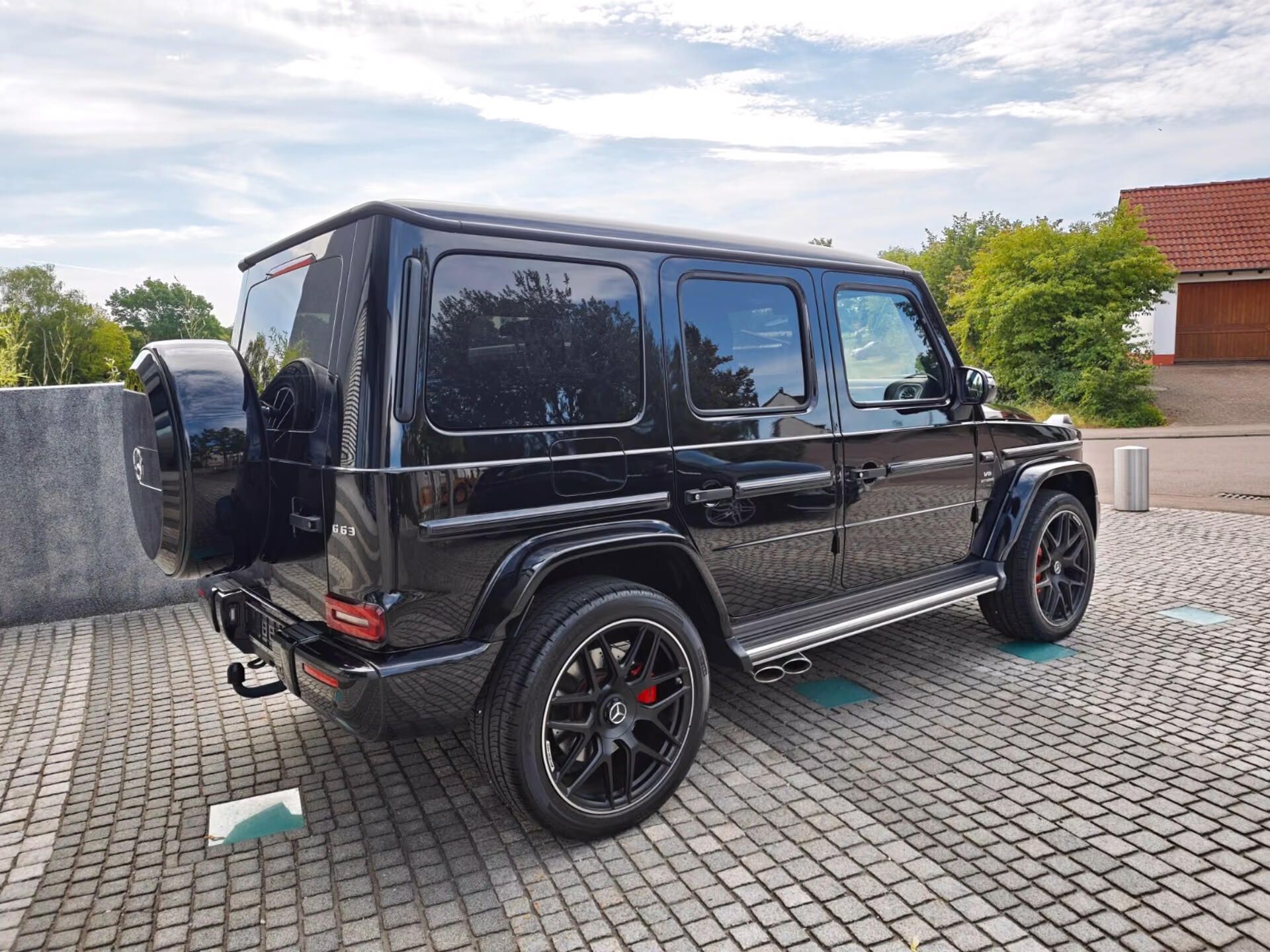 Mercedes-Benz Třídy G, 63 AMG - fotka 6