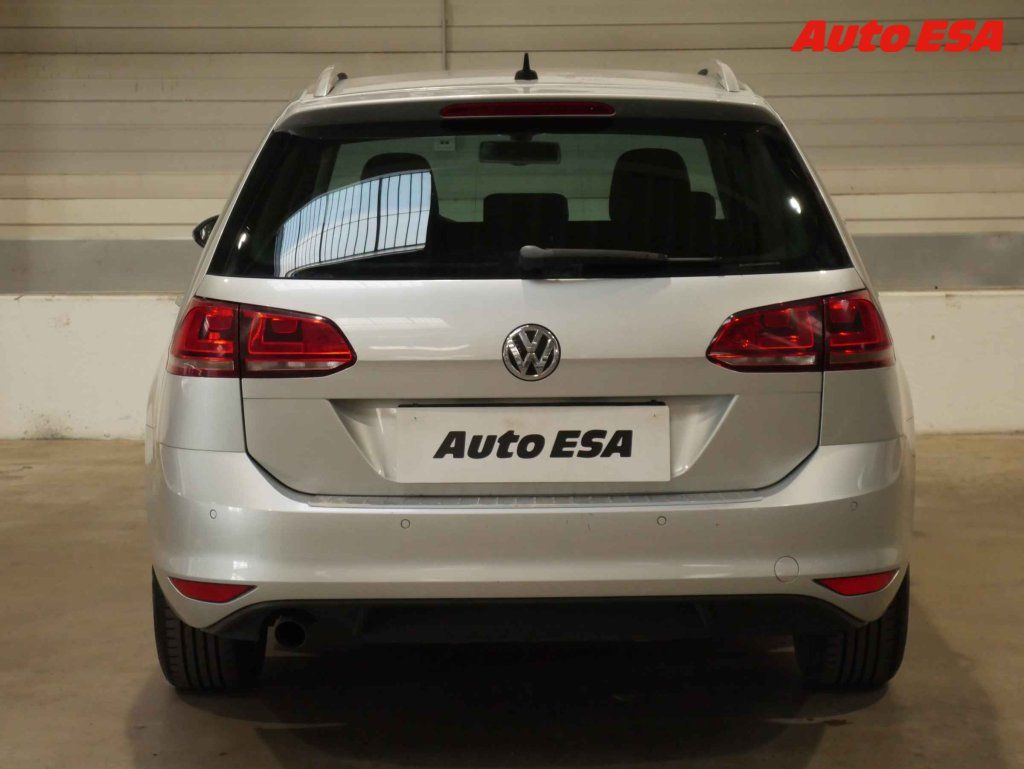 Volkswagen Golf, 1.6TDI,ČR,navi,autoAC - fotka 5