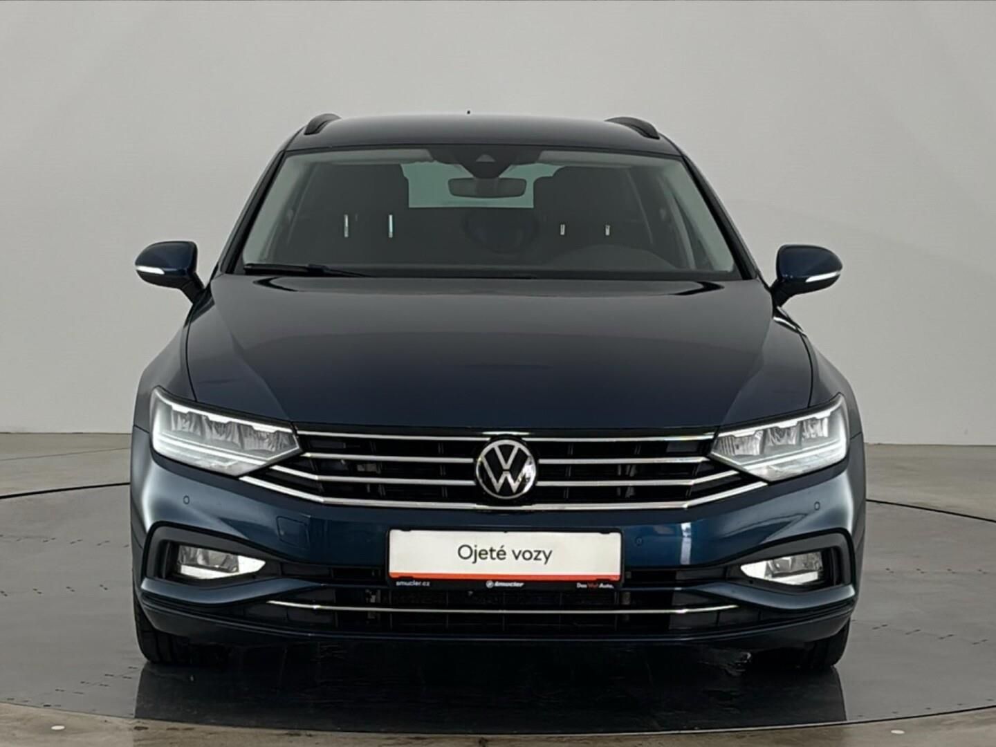 Volkswagen Passat, 2.0 TDI / 110 kW Business DSG - fotka 4