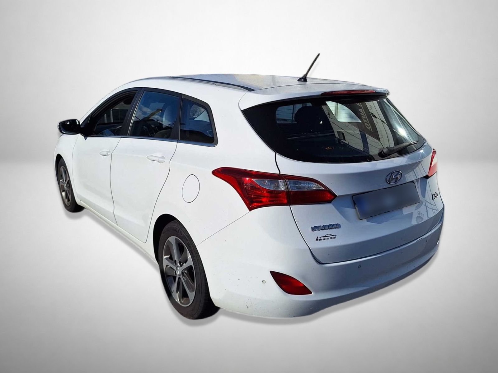 Hyundai i30, 1.6 CRDi, Weekend, ČR,1.maj - fotka 2