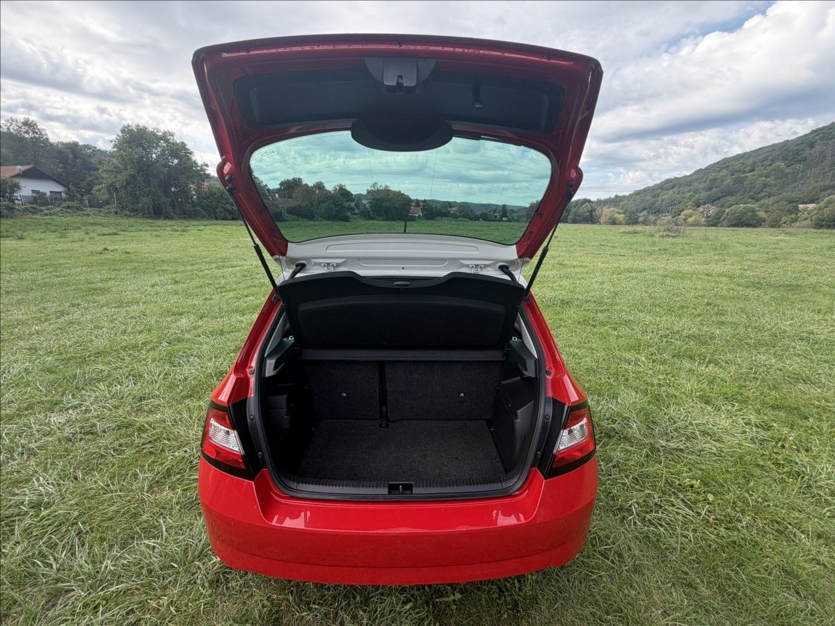 Škoda Fabia, 1,2 Tsi Style 66kW - fotka 5