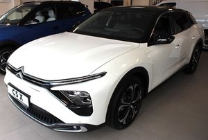 Citroën C5 X, MAX Hybrid 145k Automatic