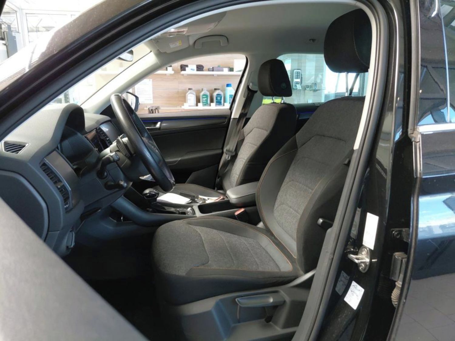 Škoda Kodiaq, 2.0 TSI 140kw DSG, Virtual, TZ - fotka 3